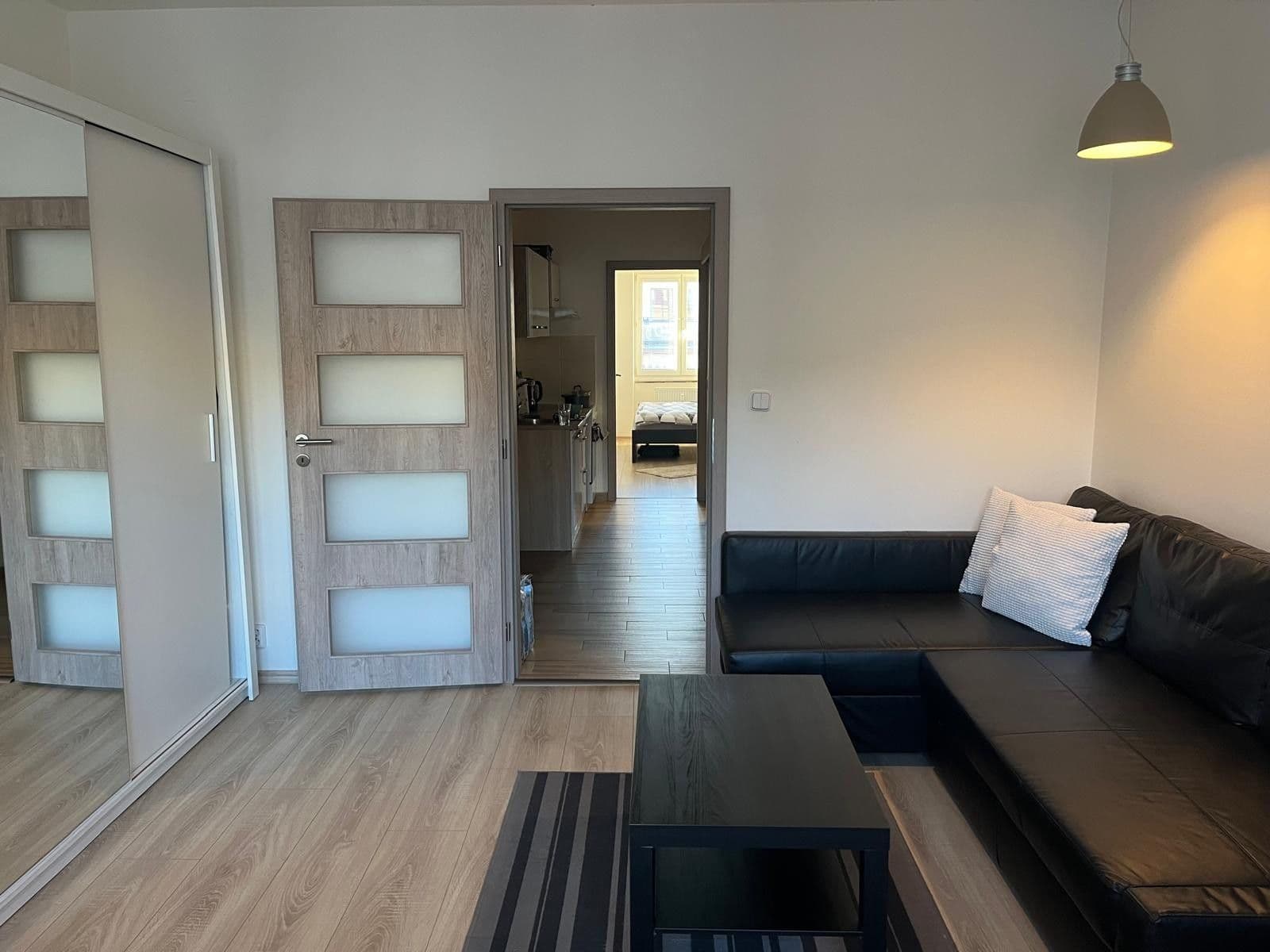 Pronájem bytu 2+kk 42 m², Lucemburská, Praha, Praha Pronájem bytu 2+kk 42 m², Lucemburská, Praha, Praha
