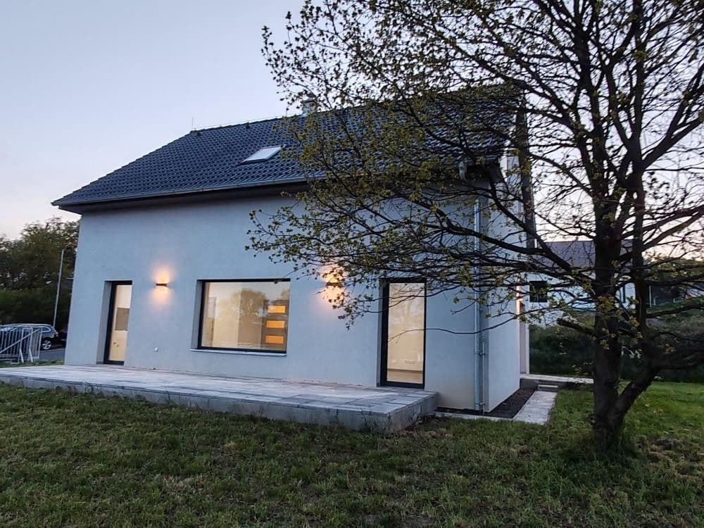 Prodej domu 207 m², pozemek 723 m², Ke Koupališti, Jirkov, Ústecký kraj Prodej domu 207 m², pozemek 723 m², Ke Koupališti, Jirkov, Ústecký kraj