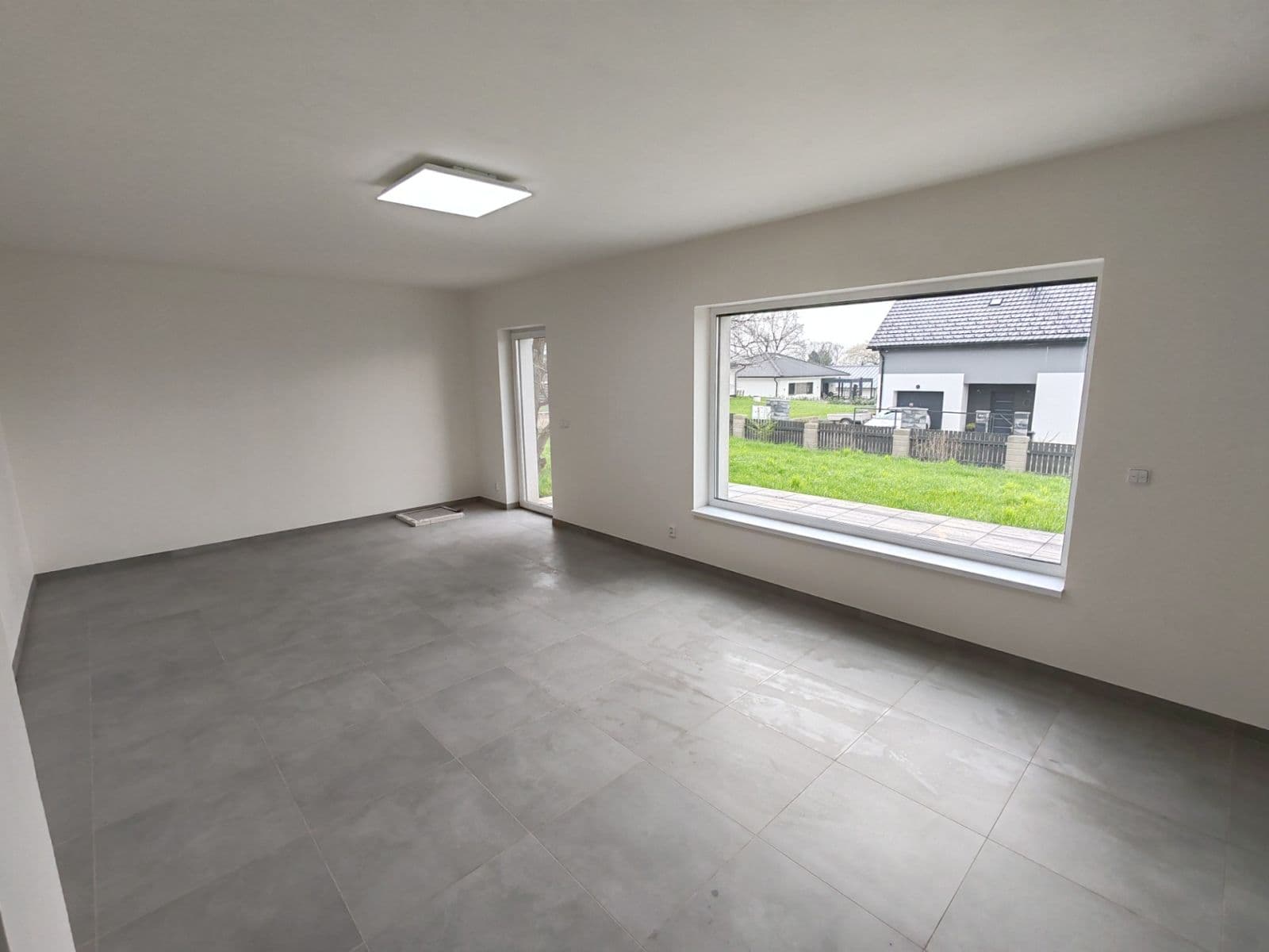 Prodej domu 207 m², pozemek 723 m², Ke Koupališti, Jirkov, Ústecký kraj Prodej domu 207 m², pozemek 723 m², Ke Koupališti, Jirkov, Ústecký kraj