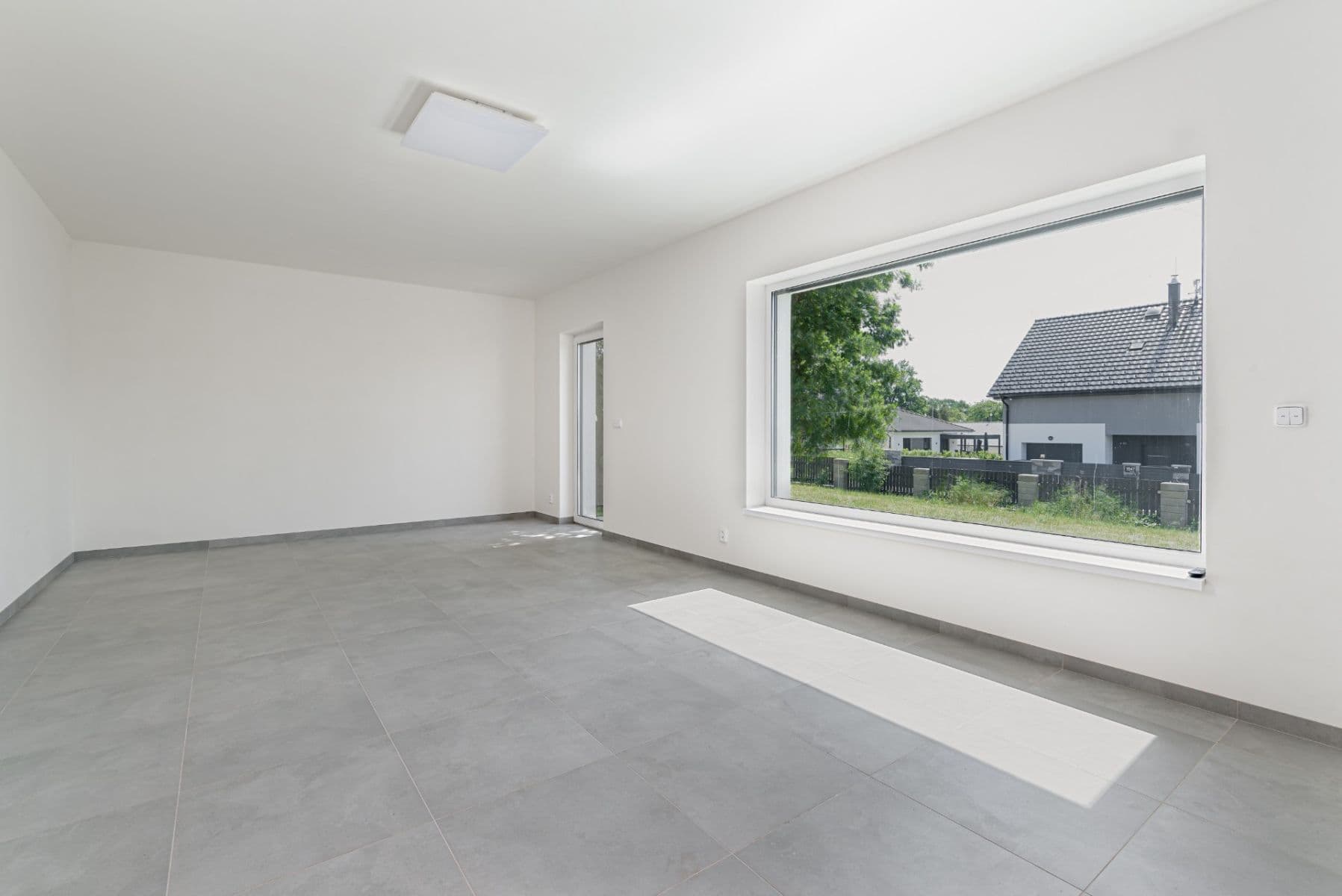 Prodej domu 207 m², pozemek 723 m², Ke Koupališti, Jirkov, Ústecký kraj Prodej domu 207 m², pozemek 723 m², Ke Koupališti, Jirkov, Ústecký kraj