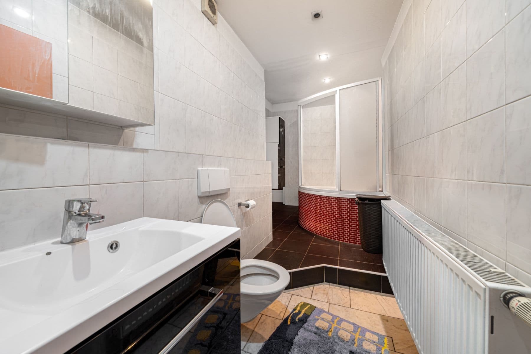 Prodej domu 320 m², pozemek 300 m², Rumunská, Karlovy Vary, Karlovarský kraj Prodej domu 320 m², pozemek 300 m², Rumunská, Karlovy Vary, Karlovarský kraj