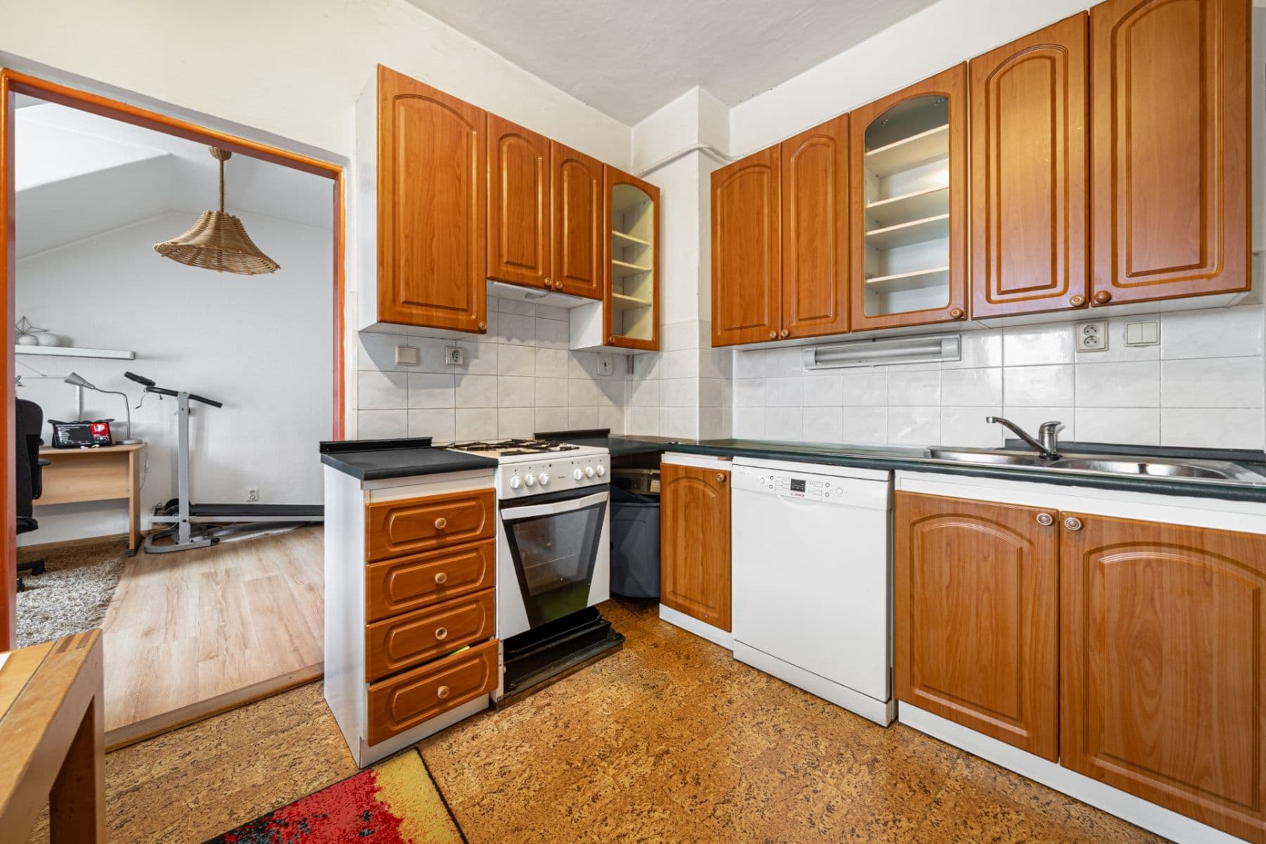 Prodej domu 320 m², pozemek 300 m², Rumunská, Karlovy Vary, Karlovarský kraj Prodej domu 320 m², pozemek 300 m², Rumunská, Karlovy Vary, Karlovarský kraj
