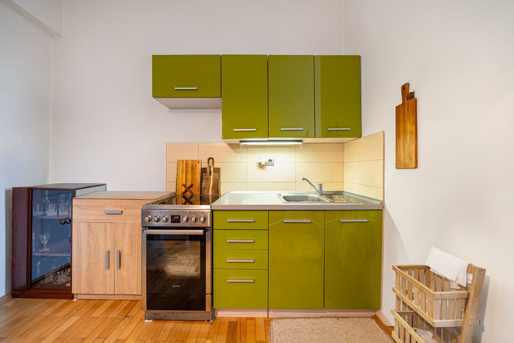 Prodej domu 320 m², pozemek 300 m², Rumunská, Karlovy Vary, Karlovarský kraj Prodej domu 320 m², pozemek 300 m², Rumunská, Karlovy Vary, Karlovarský kraj