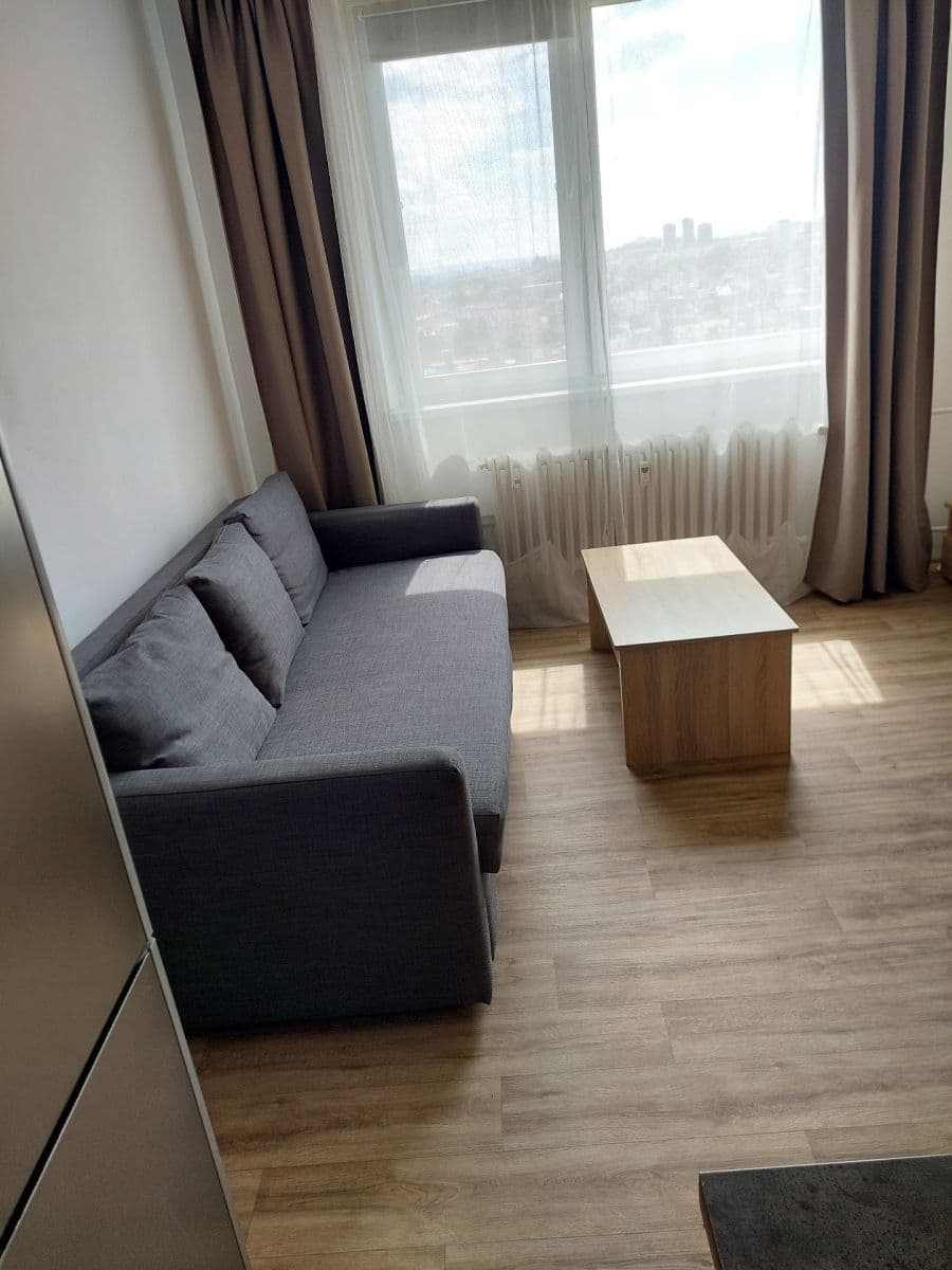 Pronájem bytu 2+kk 36 m², Srbská, Brno, Jihomoravský kraj Pronájem bytu 2+kk 36 m², Srbská, Brno, Jihomoravský kraj