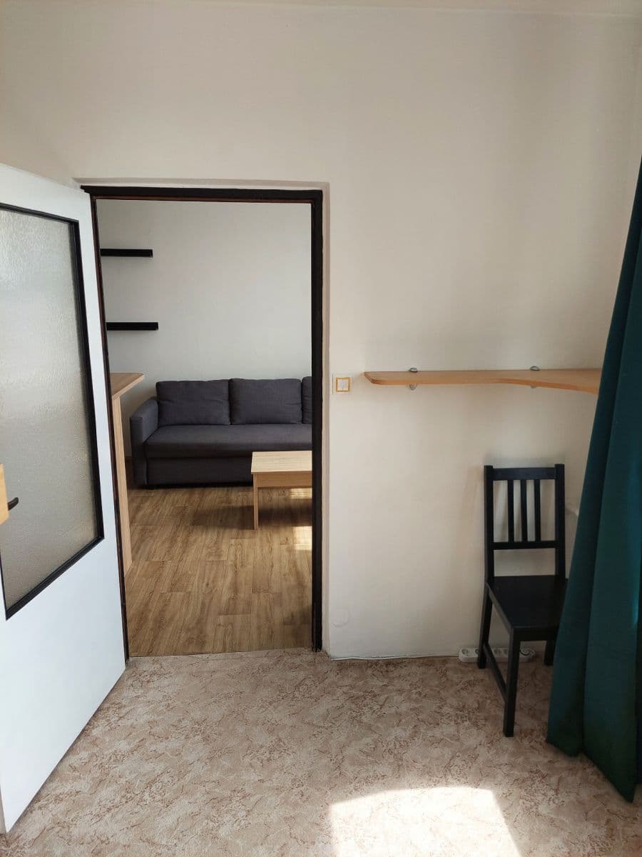 Pronájem bytu 2+kk 36 m², Srbská, Brno, Jihomoravský kraj Pronájem bytu 2+kk 36 m², Srbská, Brno, Jihomoravský kraj