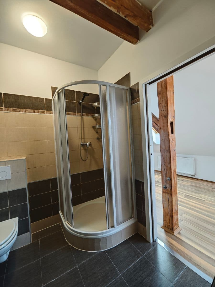Prodej bytu 1+kk 32 m², V Okruží, Praha, Praha Prodej bytu 1+kk 32 m², V Okruží, Praha, Praha