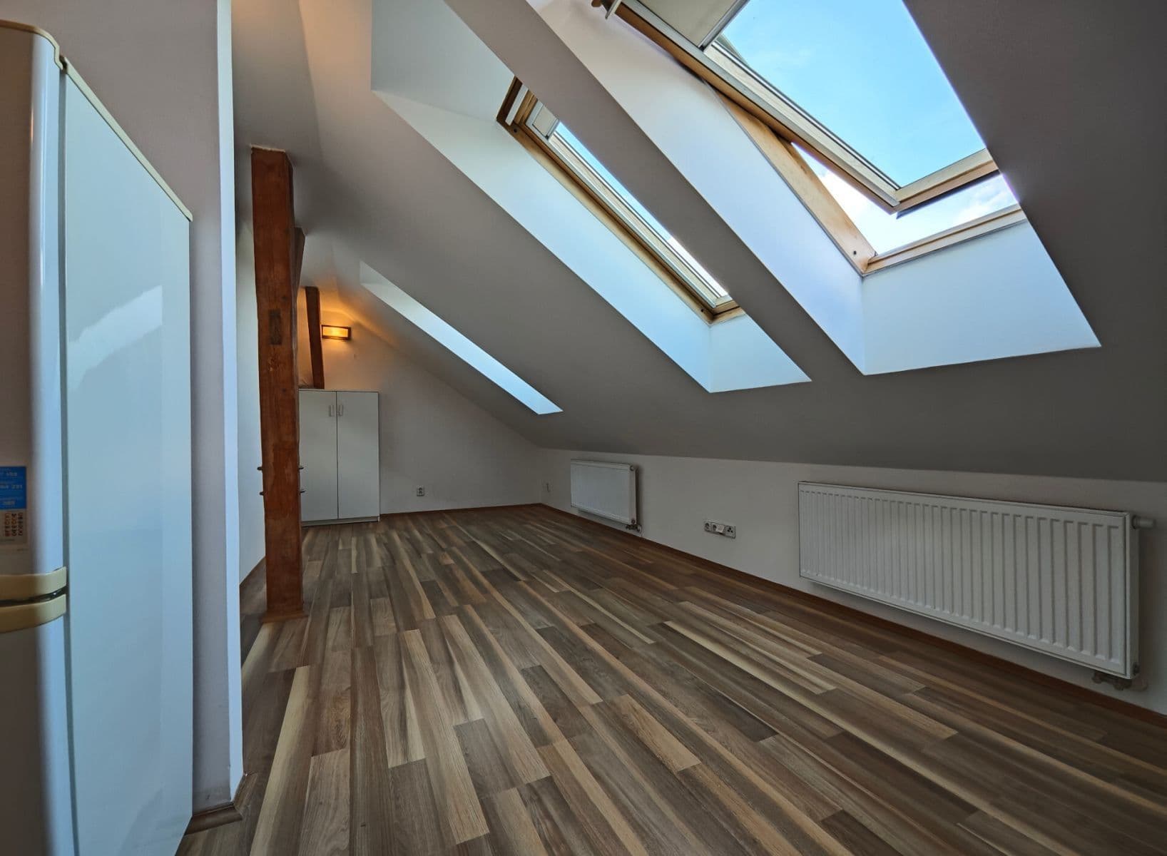 Prodej bytu 1+kk 32 m², V Okruží, Praha, Praha Prodej bytu 1+kk 32 m², V Okruží, Praha, Praha