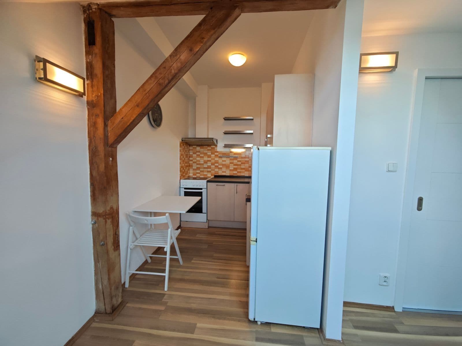 Prodej bytu 1+kk 32 m², V Okruží, Praha, Praha Prodej bytu 1+kk 32 m², V Okruží, Praha, Praha