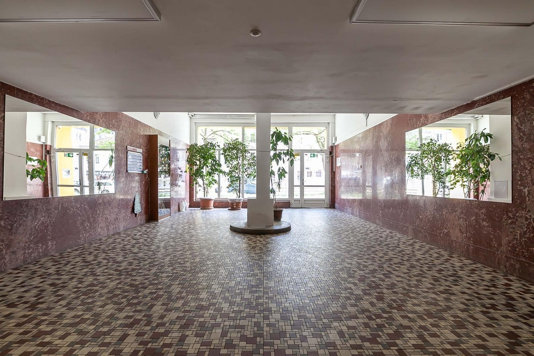 Prodej bytu 2+1 66 m², Sokolovská, Praha, Praha Prodej bytu 2+1 66 m², Sokolovská, Praha, Praha