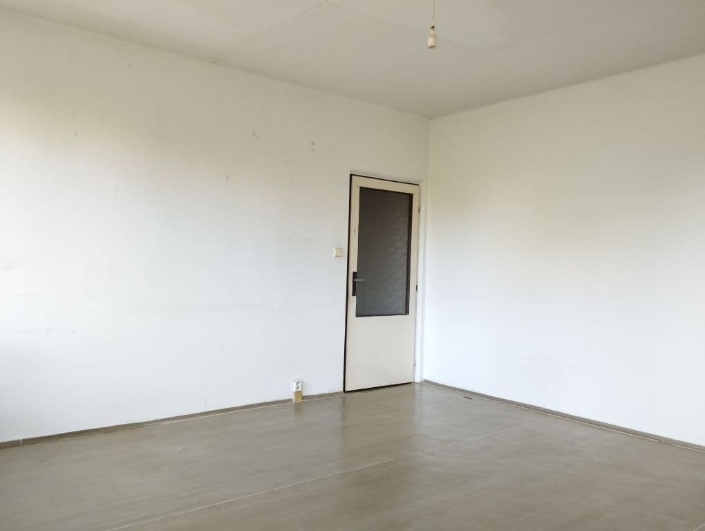 Pronájem bytu 3+1 82 m², Sokolovská, Plzeň, Plzeňský kraj Pronájem bytu 3+1 82 m², Sokolovská, Plzeň, Plzeňský kraj