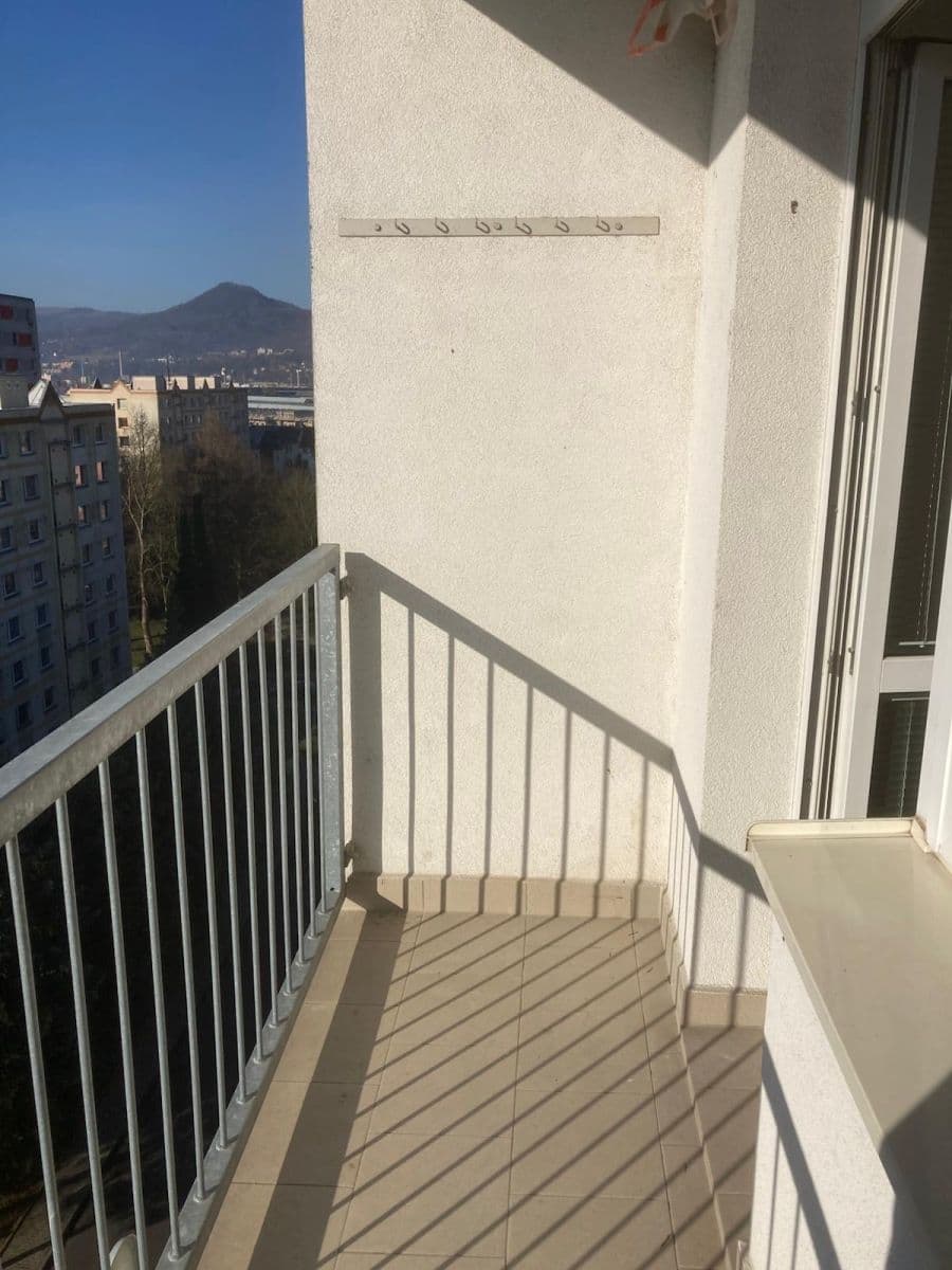 Pronájem bytu 1+kk 28 m², Oblouková, Děčín, Ústecký kraj Pronájem bytu 1+kk 28 m², Oblouková, Děčín, Ústecký kraj