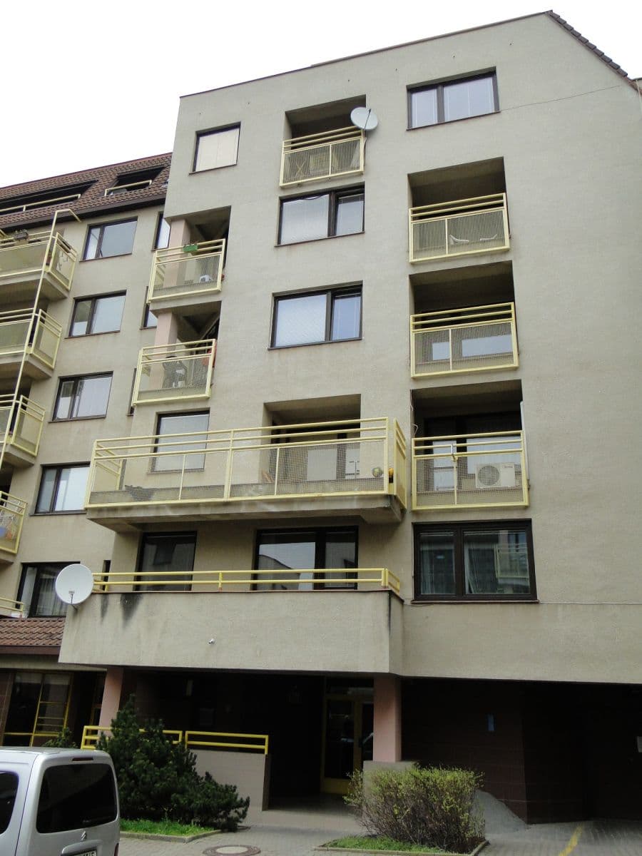 Pronájem bytu 3+kk 80 m², Ke Dvoru, Praha, Praha Pronájem bytu 3+kk 80 m², Ke Dvoru, Praha, Praha