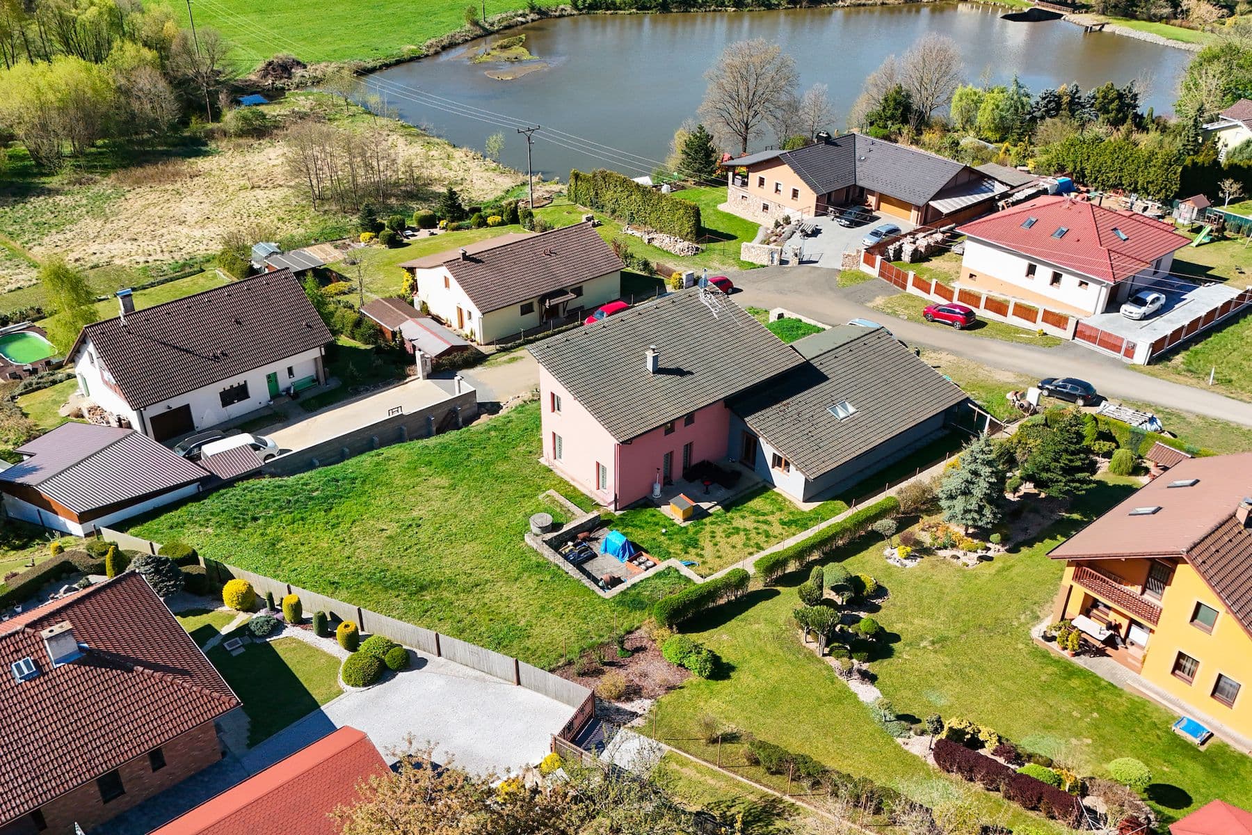 Prodej domu 250 m², pozemek 1.421 m², Kvašťovská, Sedlec-Prčice, Středočeský kraj Prodej domu 250 m², pozemek 1.421 m², Kvašťovská, Sedlec-Prčice, Středočeský kraj