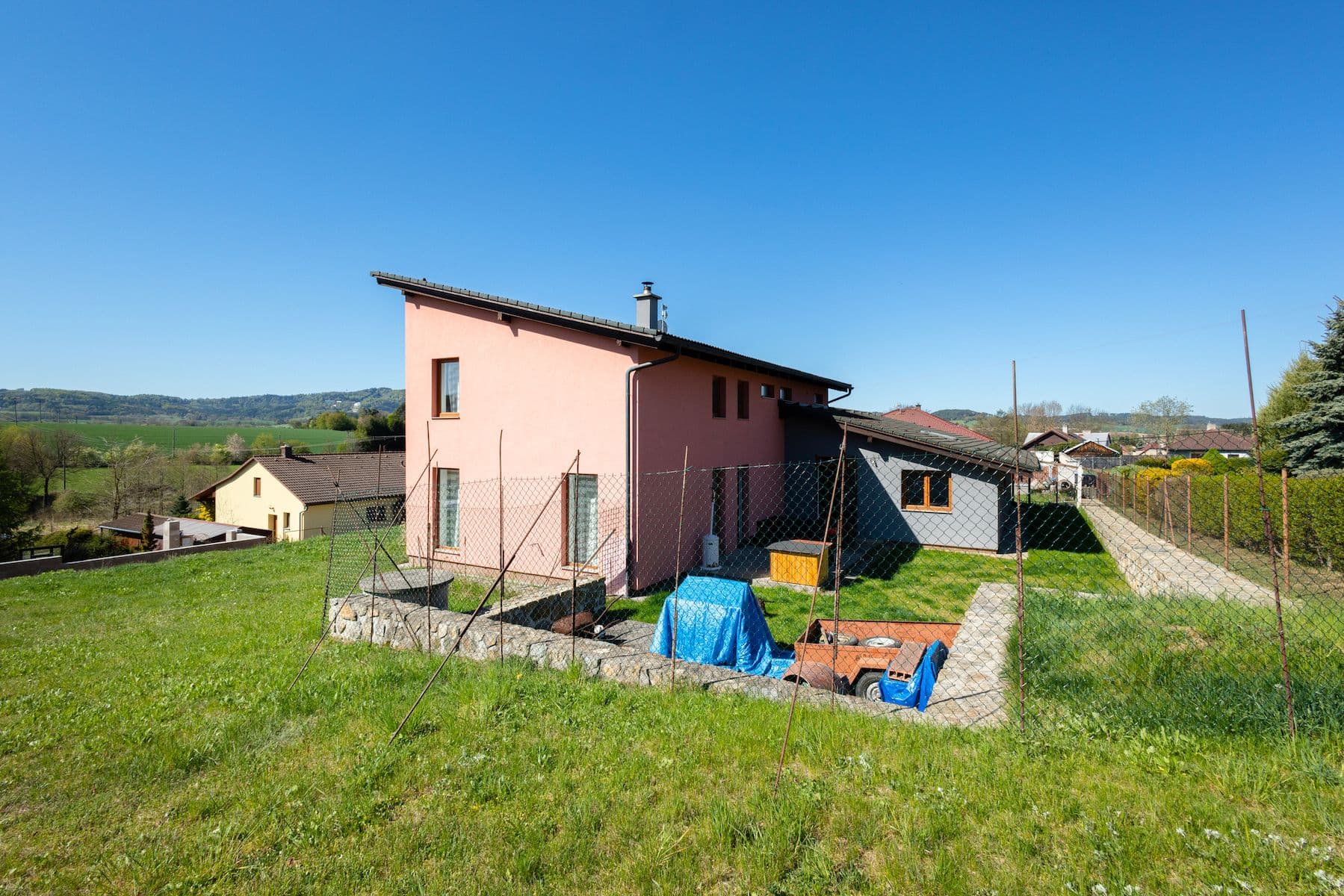 Prodej domu 250 m², pozemek 1.421 m², Kvašťovská, Sedlec-Prčice, Středočeský kraj Prodej domu 250 m², pozemek 1.421 m², Kvašťovská, Sedlec-Prčice, Středočeský kraj