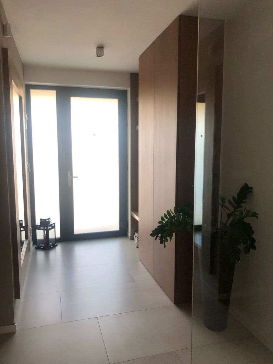 Prodej domu 150 m², pozemek 150 m², Špaldová, Podunajské Biskupice, Bratislavský kraj Prodej domu 150 m², pozemek 150 m², Špaldová, Podunajské Biskupice, Bratislavský kraj