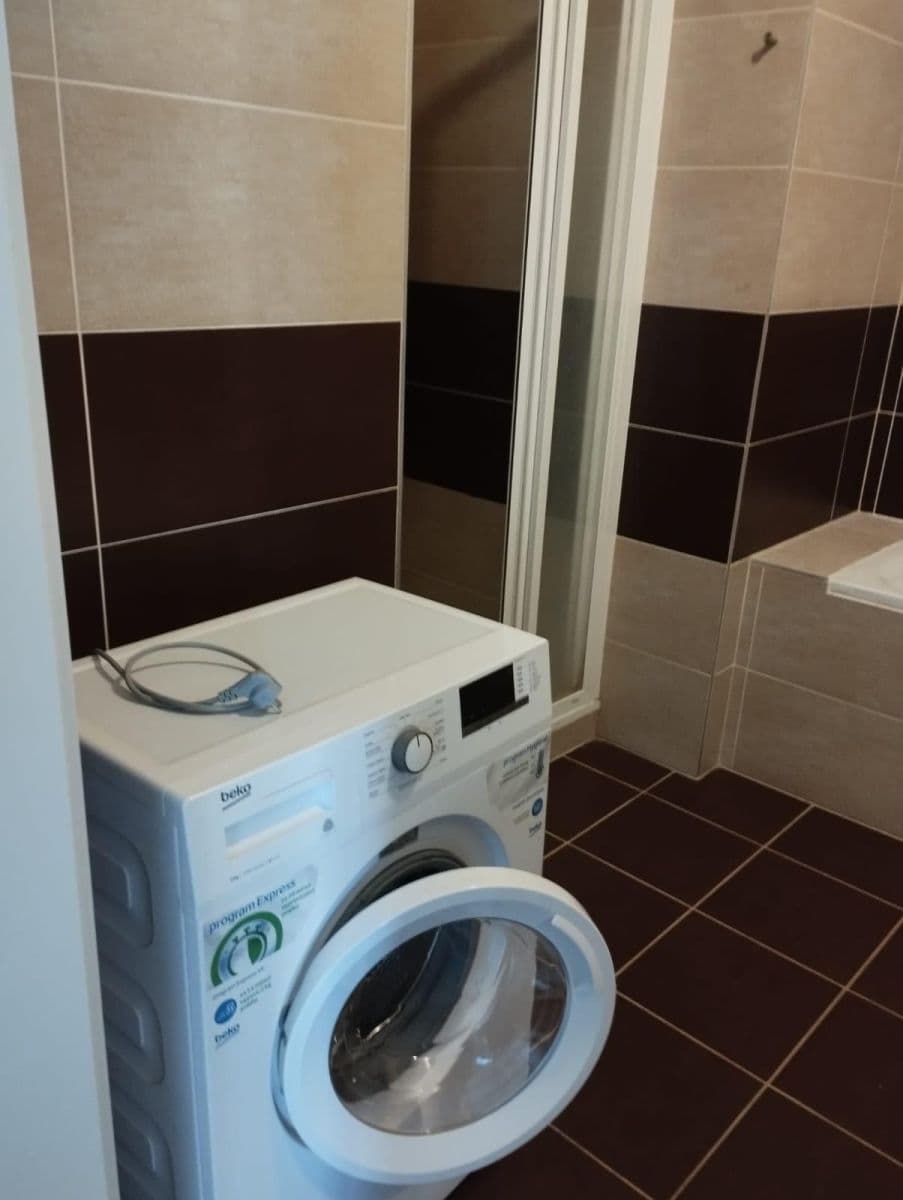 Pronájem bytu 2+kk 65 m², Pod Formankou, Praha, Praha Pronájem bytu 2+kk 65 m², Pod Formankou, Praha, Praha