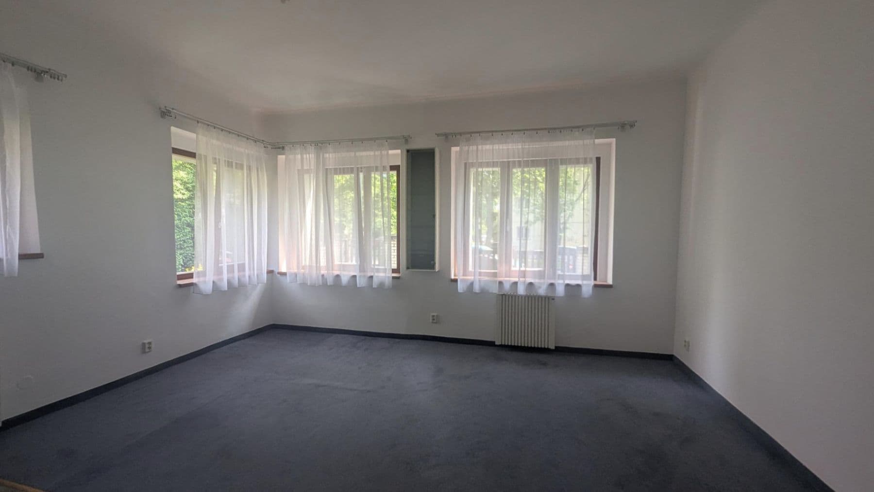 Pronájem bytu 2+kk 43 m², Služská, Praha, Praha Pronájem bytu 2+kk 43 m², Služská, Praha, Praha