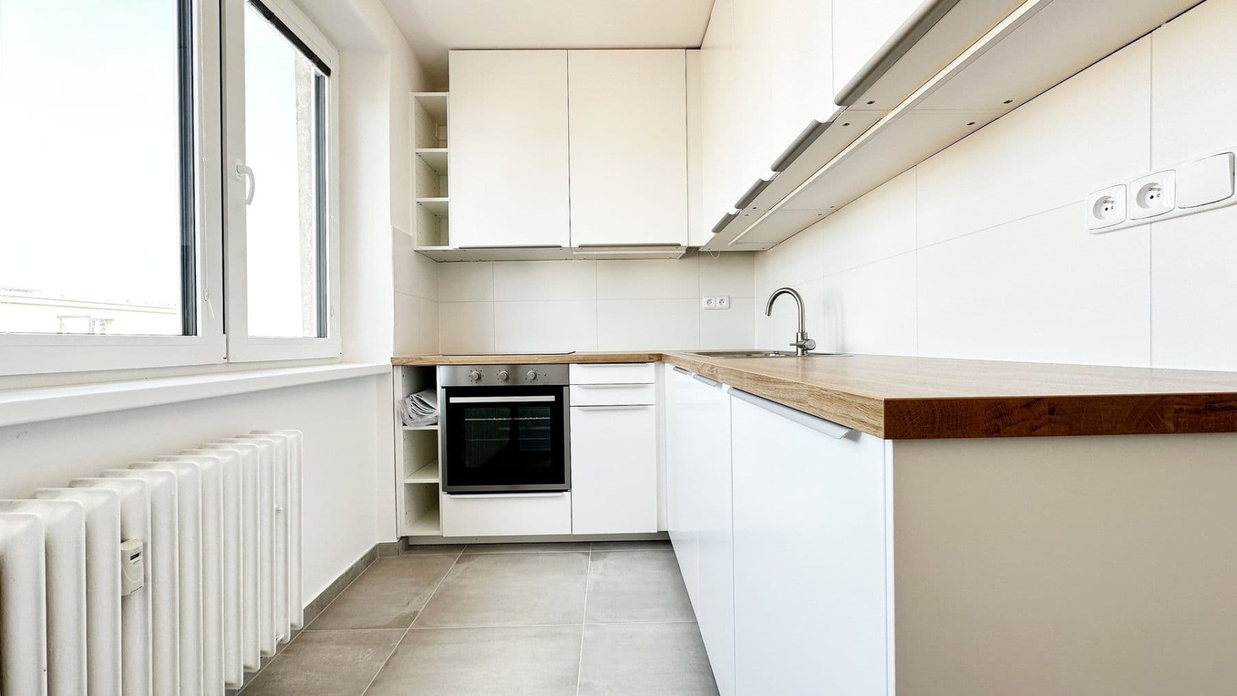 Pronájem bytu 2+1 50 m², Vrbenského, Praha, Praha Pronájem bytu 2+1 50 m², Vrbenského, Praha, Praha