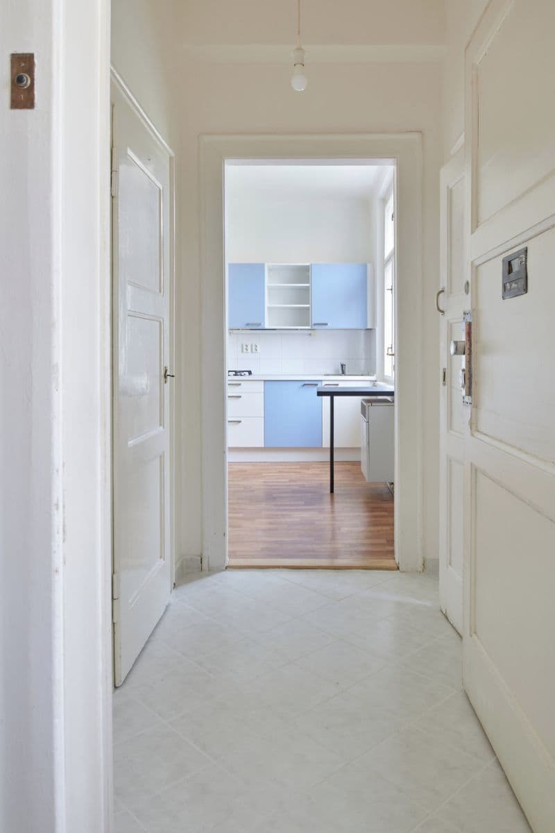 Pronájem bytu Garsoniéra 30 m², Jaurisova, Praha, Praha Pronájem bytu Garsoniéra 30 m², Jaurisova, Praha, Praha