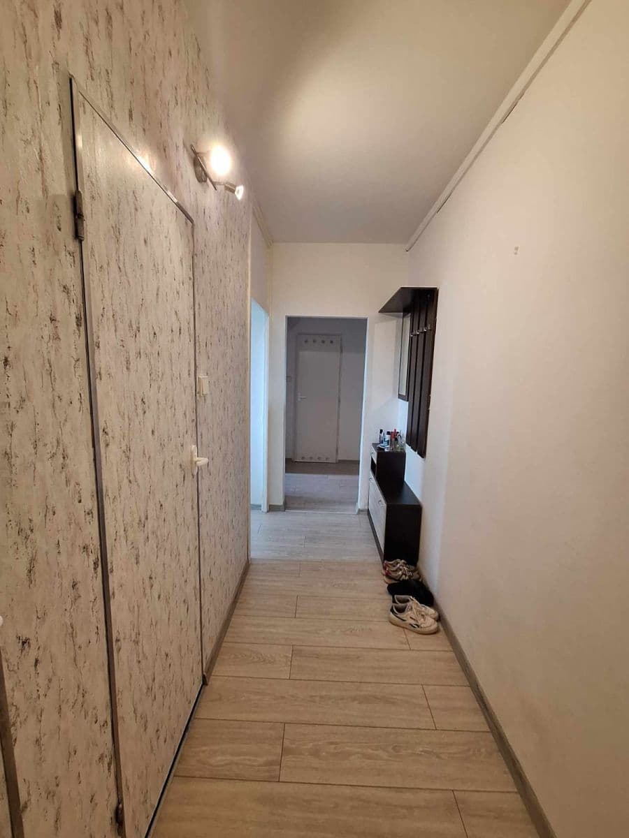 Pronájem bytu 1+1 45 m², Horácké náměstí, Brno, Jihomoravský kraj Pronájem bytu 1+1 45 m², Horácké náměstí, Brno, Jihomoravský kraj