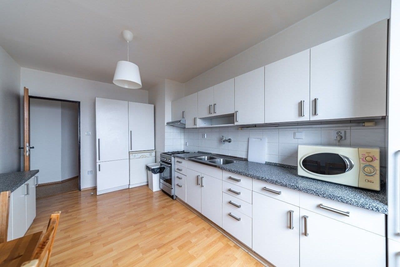 Pronájem bytu 4+1 24 m², Kříženeckého náměstí, Praha, Praha Pronájem bytu 4+1 24 m², Kříženeckého náměstí, Praha, Praha