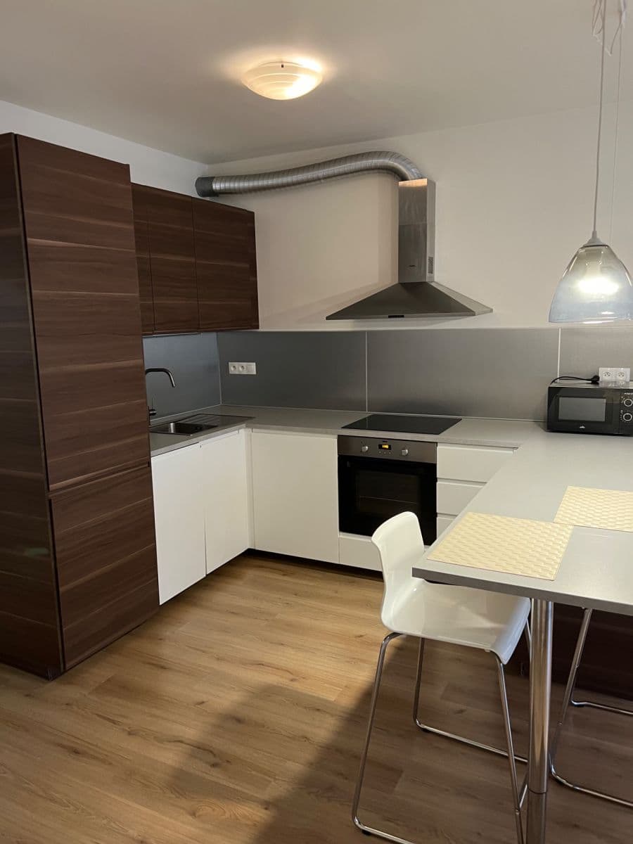 Prodej bytu 2+kk 55 m², Zlochova, Praha, Praha Prodej bytu 2+kk 55 m², Zlochova, Praha, Praha