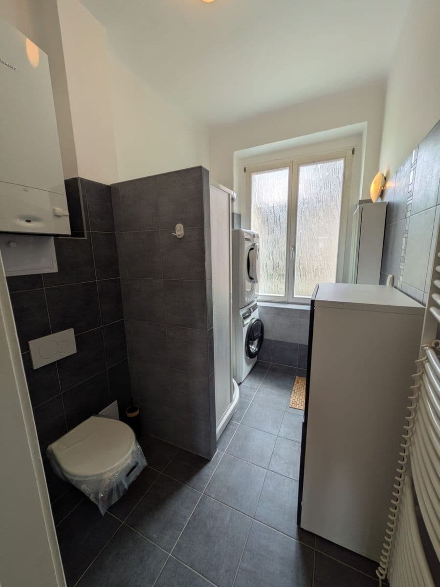 Pronájem bytu 4+1 96 m², Rooseveltova, Praha, Praha Pronájem bytu 4+1 96 m², Rooseveltova, Praha, Praha