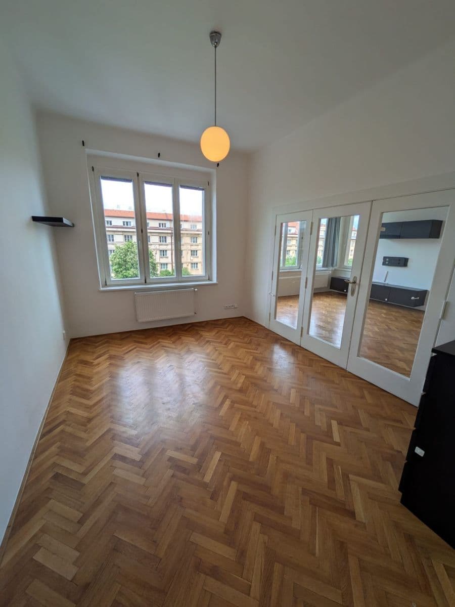 Pronájem bytu 4+1 96 m², Rooseveltova, Praha, Praha Pronájem bytu 4+1 96 m², Rooseveltova, Praha, Praha