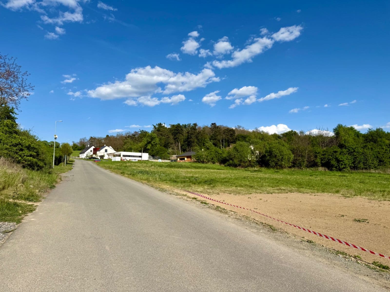 Prodej domu 60 m², pozemek 1.600 m², Velatice, Jihomoravský kraj Prodej domu 60 m², pozemek 1.600 m², Velatice, Jihomoravský kraj
