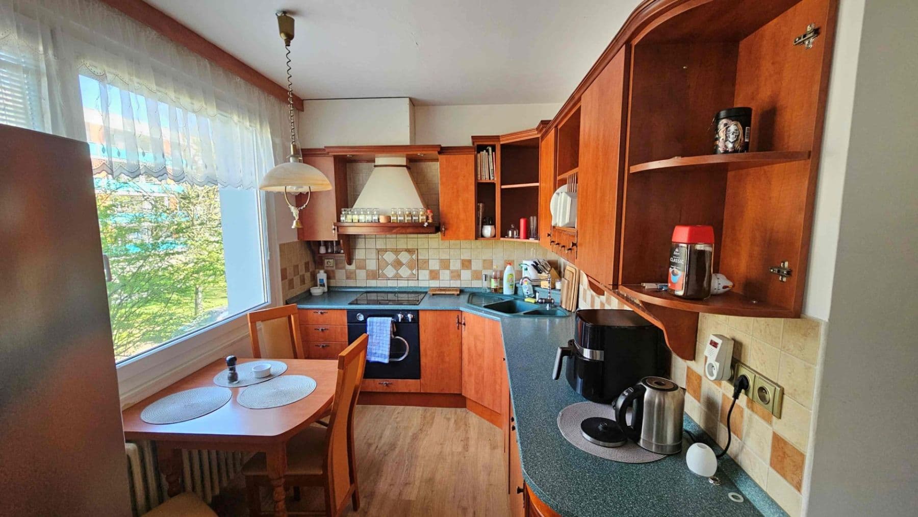 Pronájem bytu 3+1 86 m², Truhlářská, Hradec Králové, Královéhradecký kraj Pronájem bytu 3+1 86 m², Truhlářská, Hradec Králové, Královéhradecký kraj