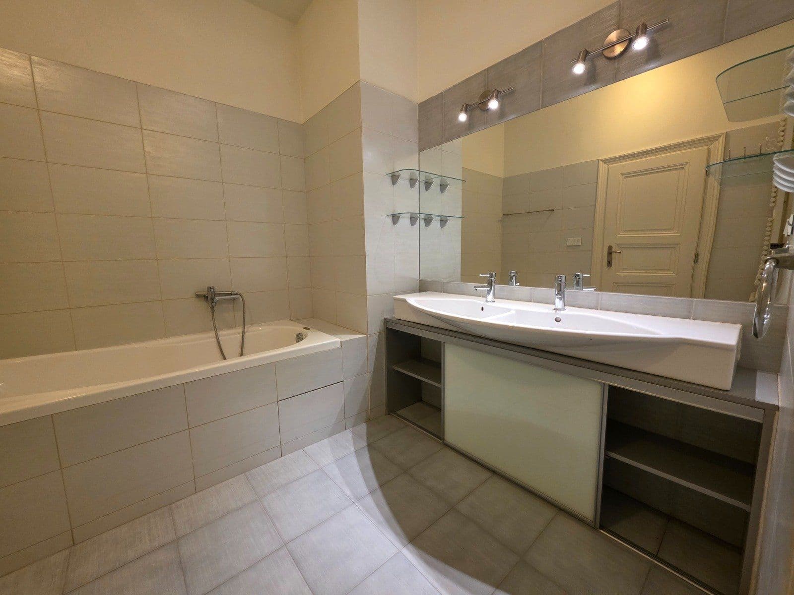 Pronájem bytu 125 m², Pod Slovany, Praha, Praha Pronájem bytu 125 m², Pod Slovany, Praha, Praha