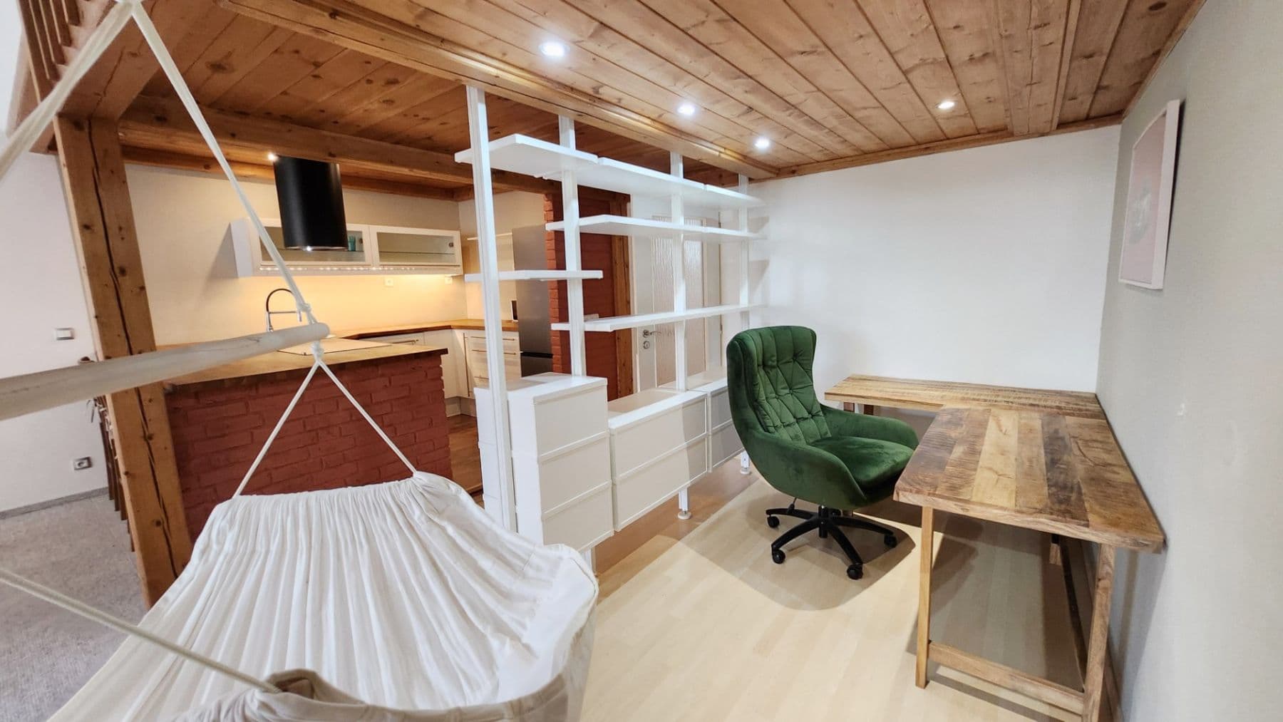 Pronájem bytu 1+kk 62 m², Novobohdalecká, Praha, Praha Pronájem bytu 1+kk 62 m², Novobohdalecká, Praha, Praha