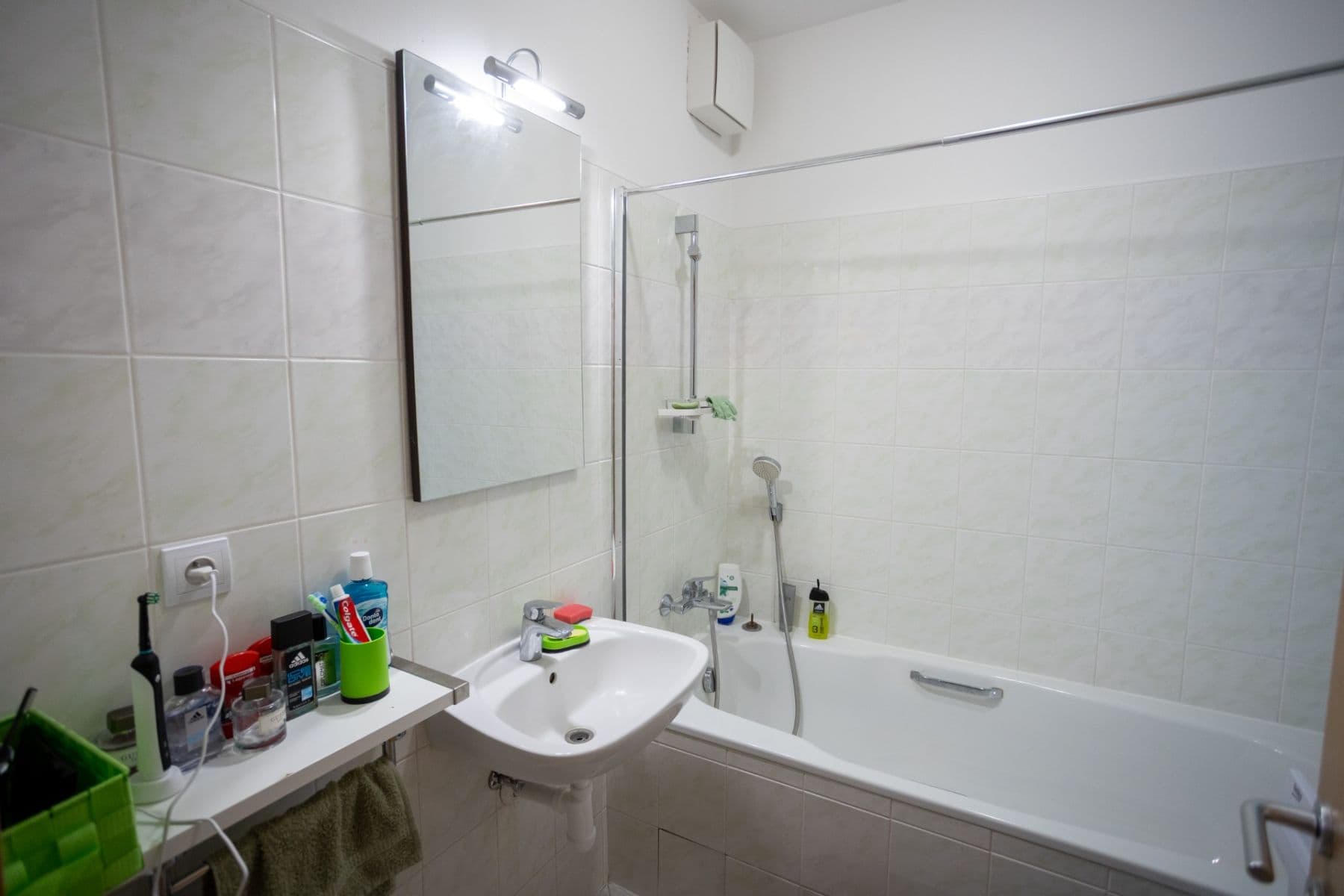 Pronájem bytu 2+kk 57 m², Vrábská, Brandýs nad Labem-Stará Boleslav, Středočeský kraj Pronájem bytu 2+kk 57 m², Vrábská, Brandýs nad Labem-Stará Boleslav, Středočeský kraj
