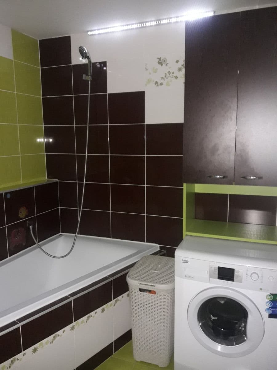 Prodej bytu 3+kk 66 m², Urxova, Hradec Králové, Královéhradecký kraj Prodej bytu 3+kk 66 m², Urxova, Hradec Králové, Královéhradecký kraj