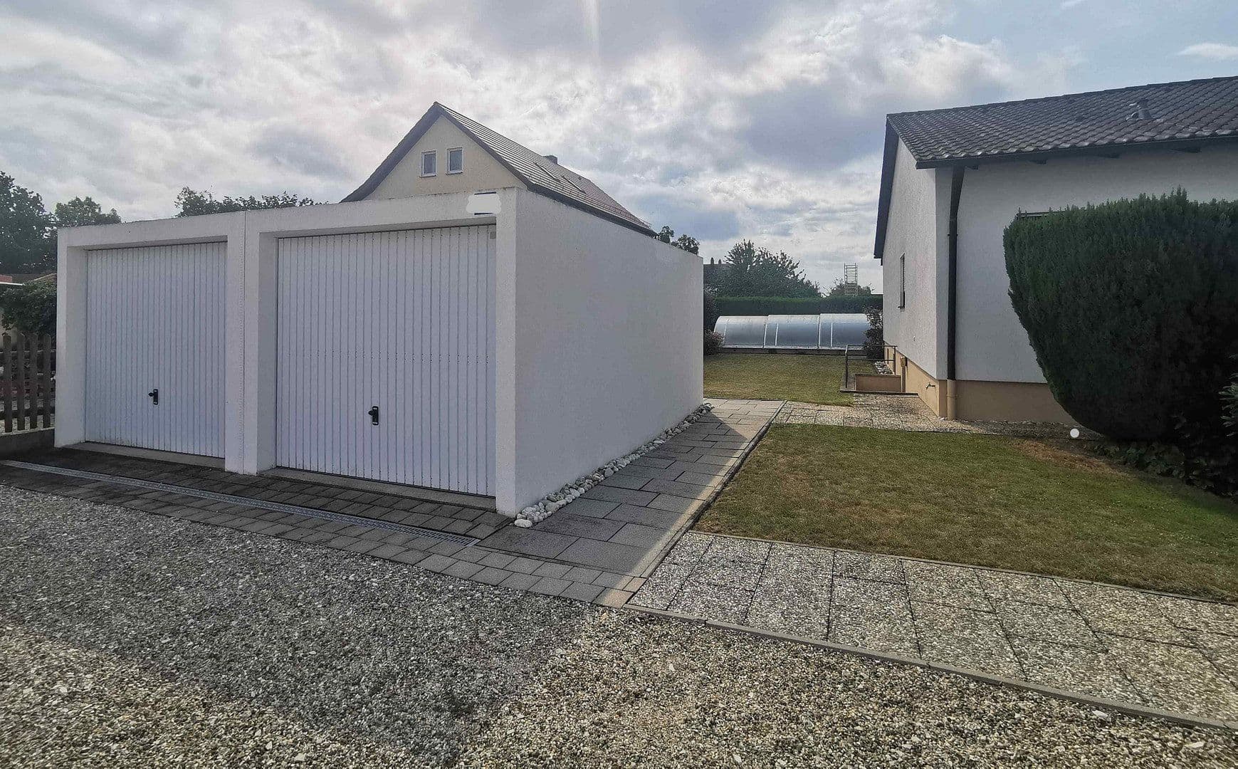 Prodej domu 174 m², pozemek 1.290 m², Obertraubling, Bavorsko Prodej domu 174 m², pozemek 1.290 m², Obertraubling, Bavorsko