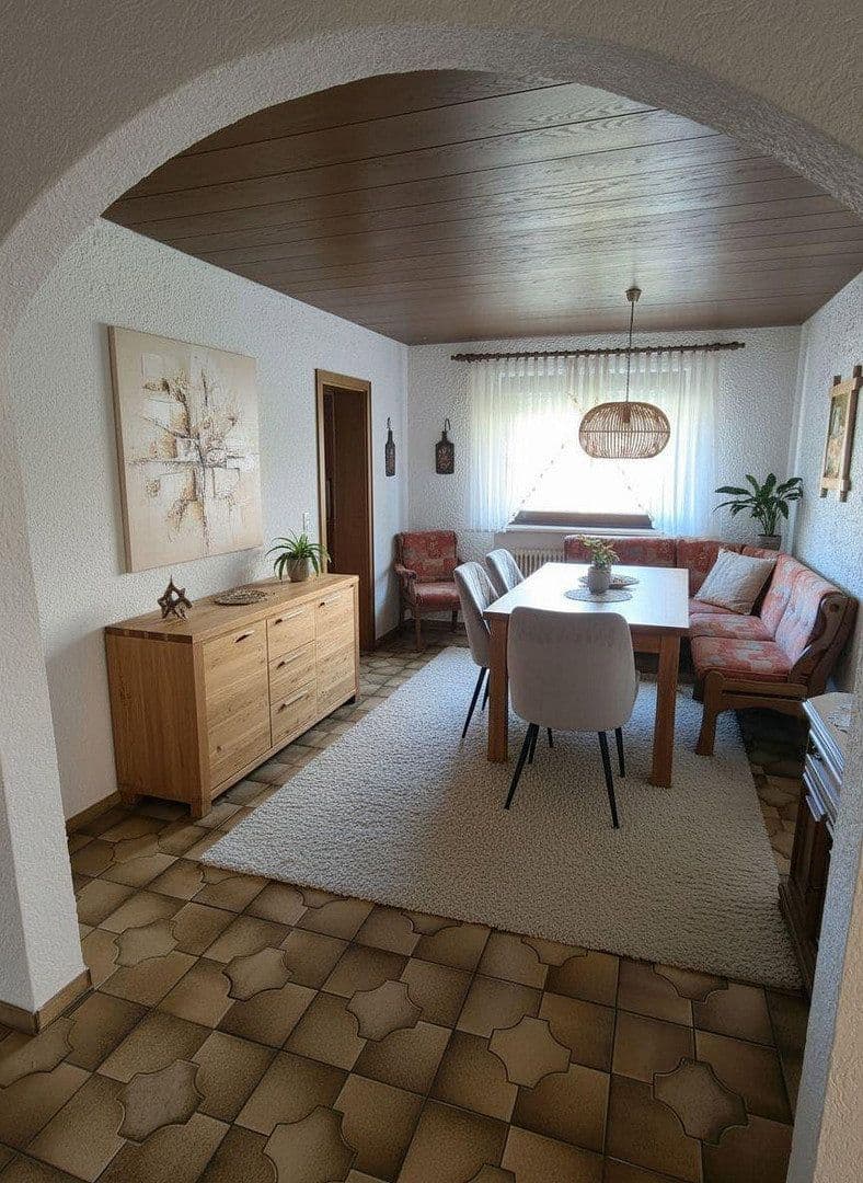 Prodej domu 174 m², pozemek 1.290 m², Obertraubling, Bavorsko Prodej domu 174 m², pozemek 1.290 m², Obertraubling, Bavorsko