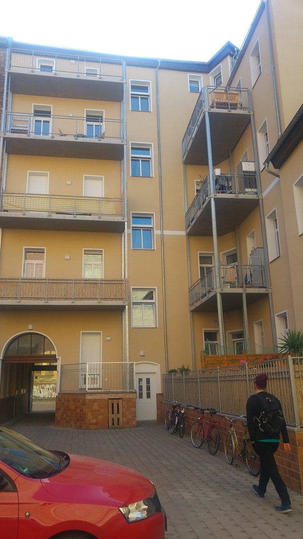 Pronájem bytu 5+1 145 m², Krukenbergstr. 1, Halle, Sasko-Anhaltsko Pronájem bytu 5+1 145 m², Krukenbergstr. 1, Halle, Sasko-Anhaltsko