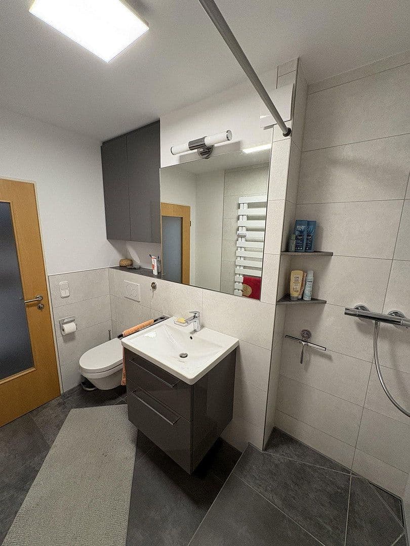 Prodej bytu 2+1 54 m², Milbertshofener Str. 34a, München, Bavorsko Prodej bytu 2+1 54 m², Milbertshofener Str. 34a, München, Bavorsko