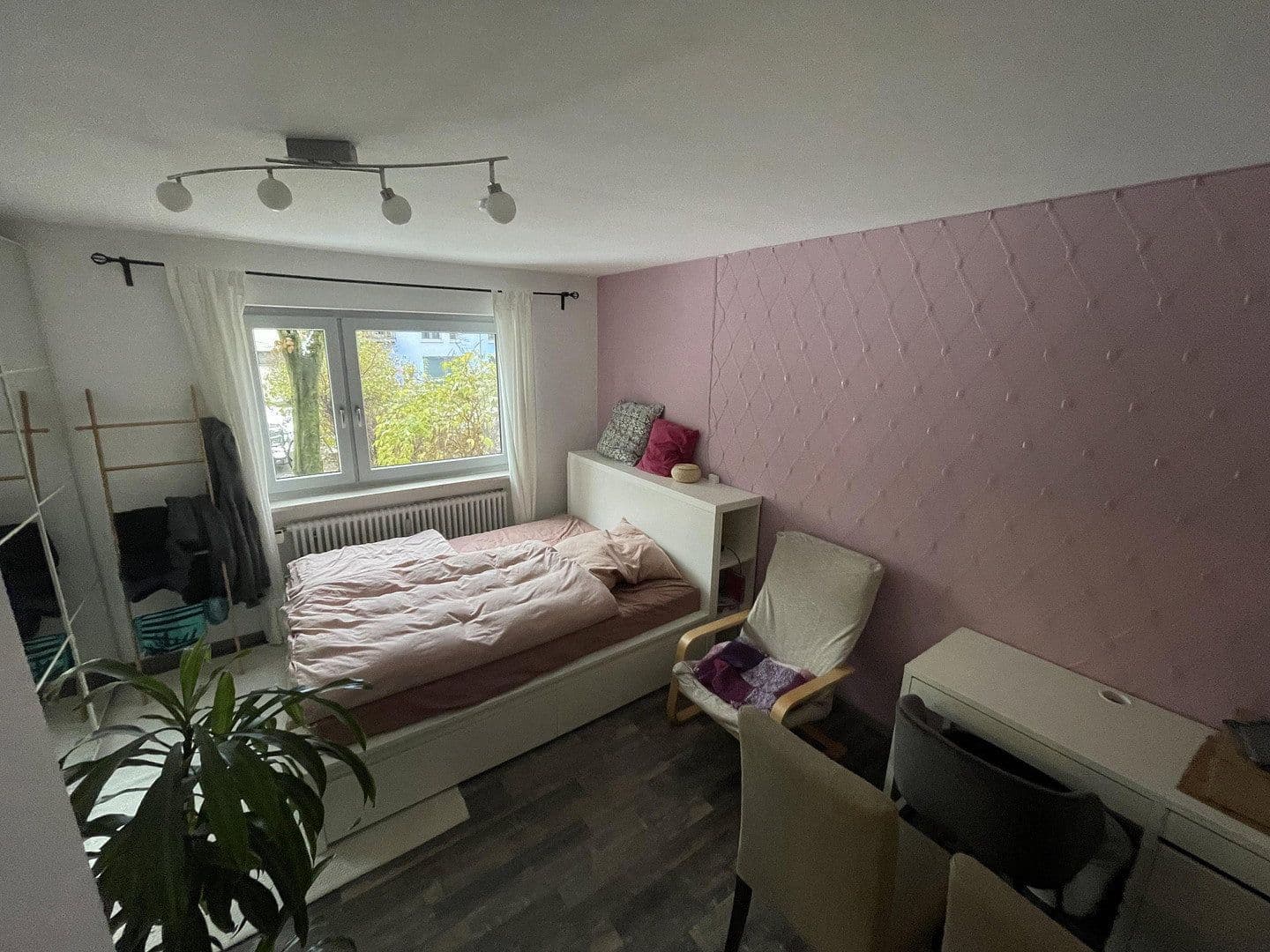 Prodej bytu 2+1 54 m², Milbertshofener Str. 34a, München, Bavorsko Prodej bytu 2+1 54 m², Milbertshofener Str. 34a, München, Bavorsko