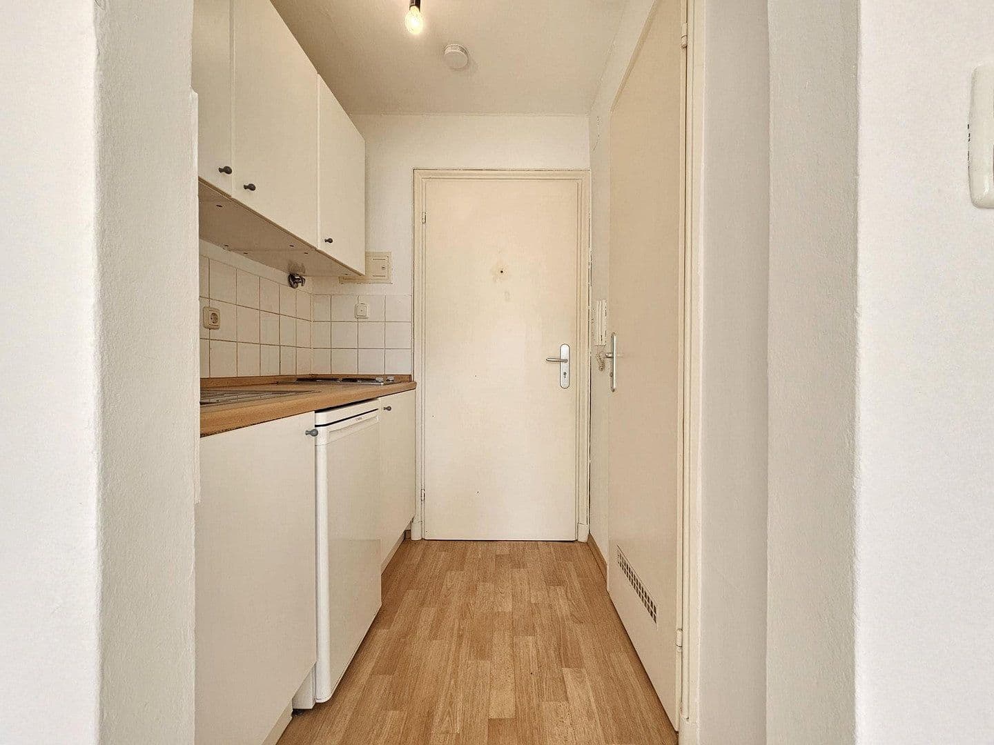Pronájem bytu 1+1 20 m², Brecherspitzstraße 3, München, Bavorsko Pronájem bytu 1+1 20 m², Brecherspitzstraße 3, München, Bavorsko