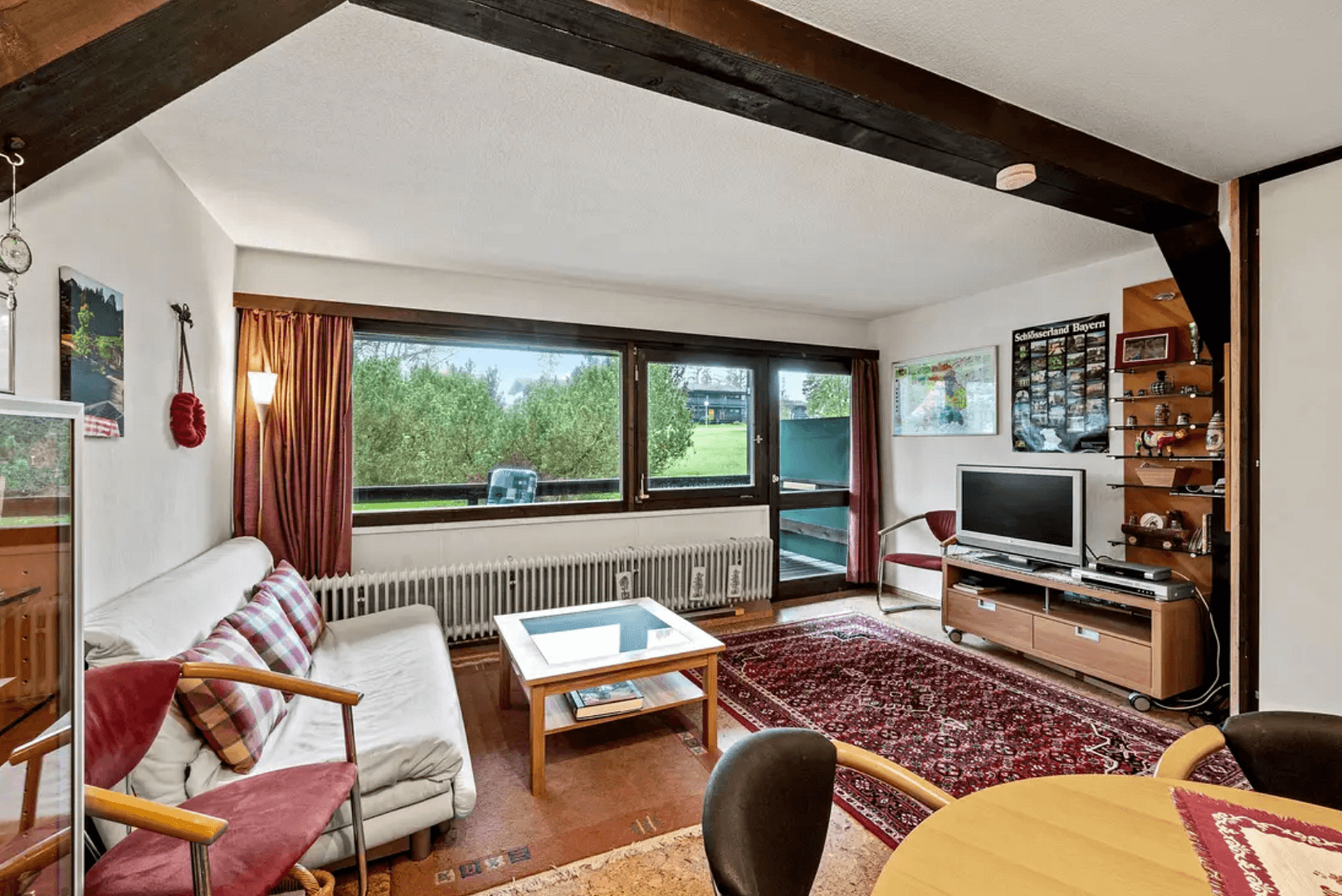 Pronájem bytu 1+1 42 m², Kiefernstraße 1, Siegsdorf, Bavorsko Pronájem bytu 1+1 42 m², Kiefernstraße 1, Siegsdorf, Bavorsko