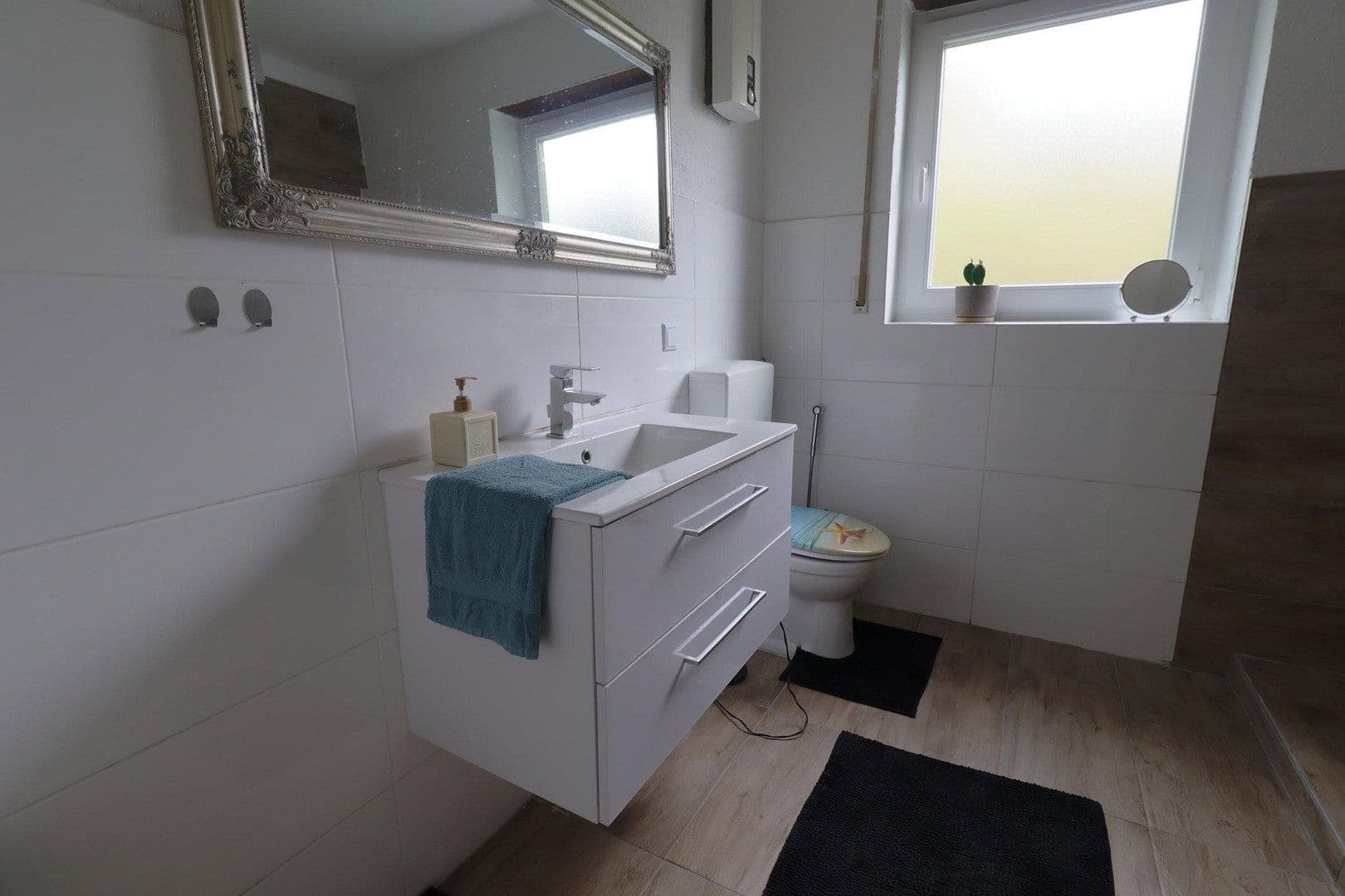 Prodej domu 181 m², pozemek 750 m², Warthweg 7, Daun, Porýní-Falc Prodej domu 181 m², pozemek 750 m², Warthweg 7, Daun, Porýní-Falc