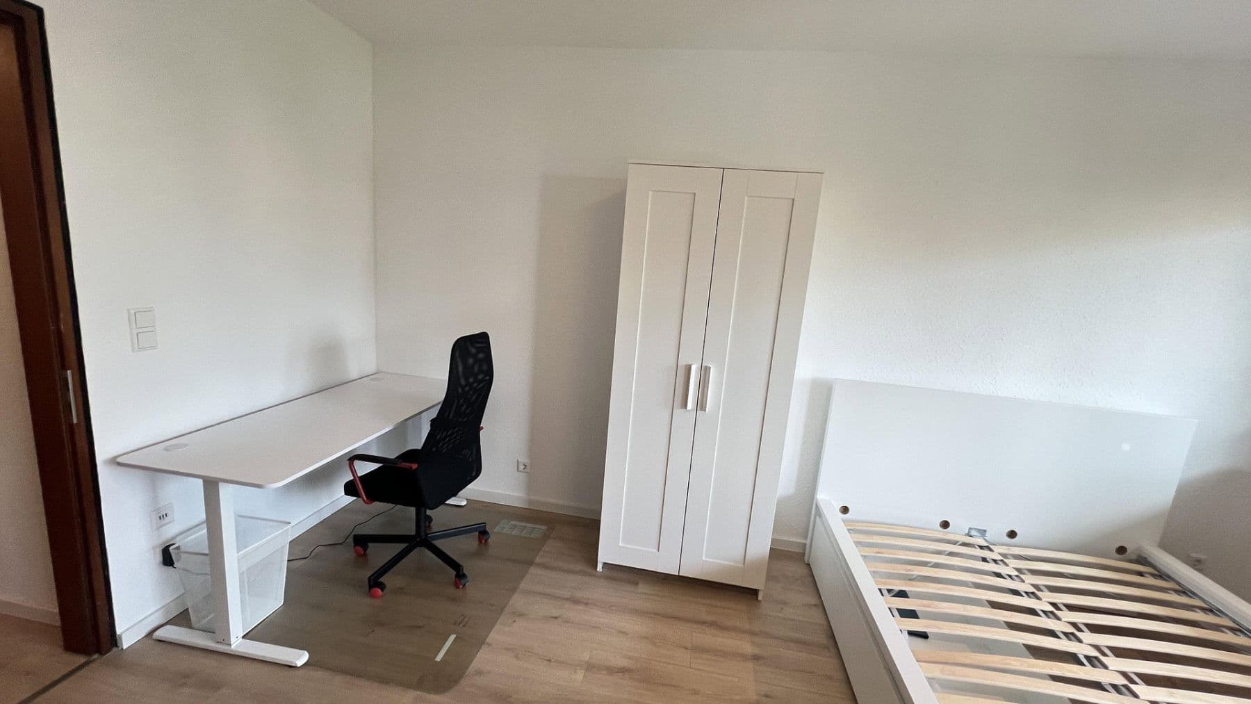 Pronájem bytu 1+1 31 m², Brucknerstr. 3, Leutenbach, Bádensko-Württembersko Pronájem bytu 1+1 31 m², Brucknerstr. 3, Leutenbach, Bádensko-Württembersko