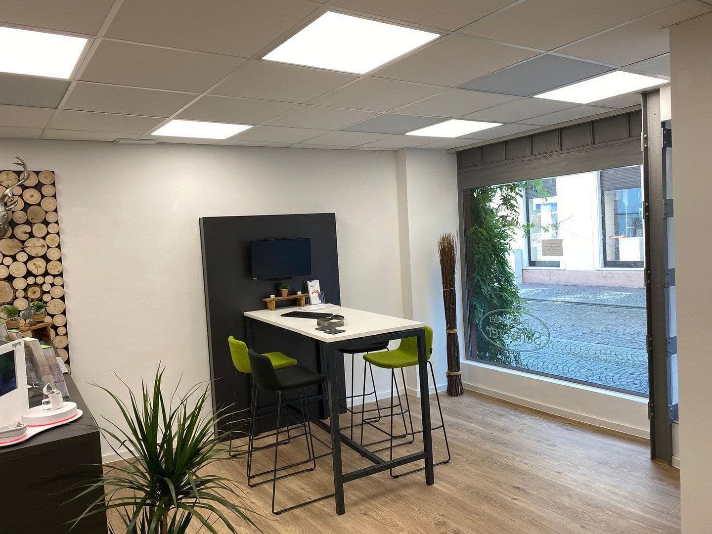 Pronájem kanceláře 60 m², Lammstraße 2, Emmendingen, Bádensko-Württembersko Pronájem kanceláře 60 m², Lammstraße 2, Emmendingen, Bádensko-Württembersko