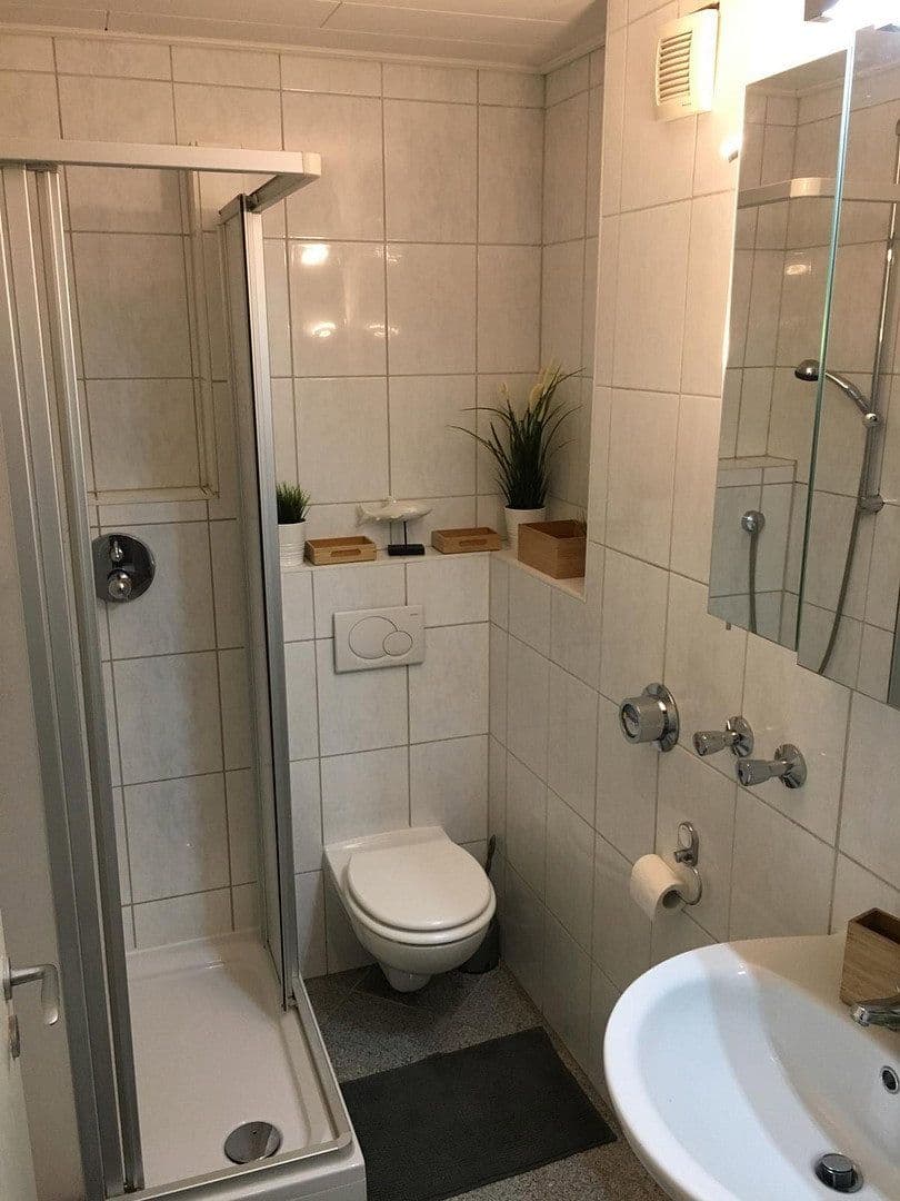 Pronájem bytu 1+1 33 m², Hannover, Dolní Sasko Pronájem bytu 1+1 33 m², Hannover, Dolní Sasko