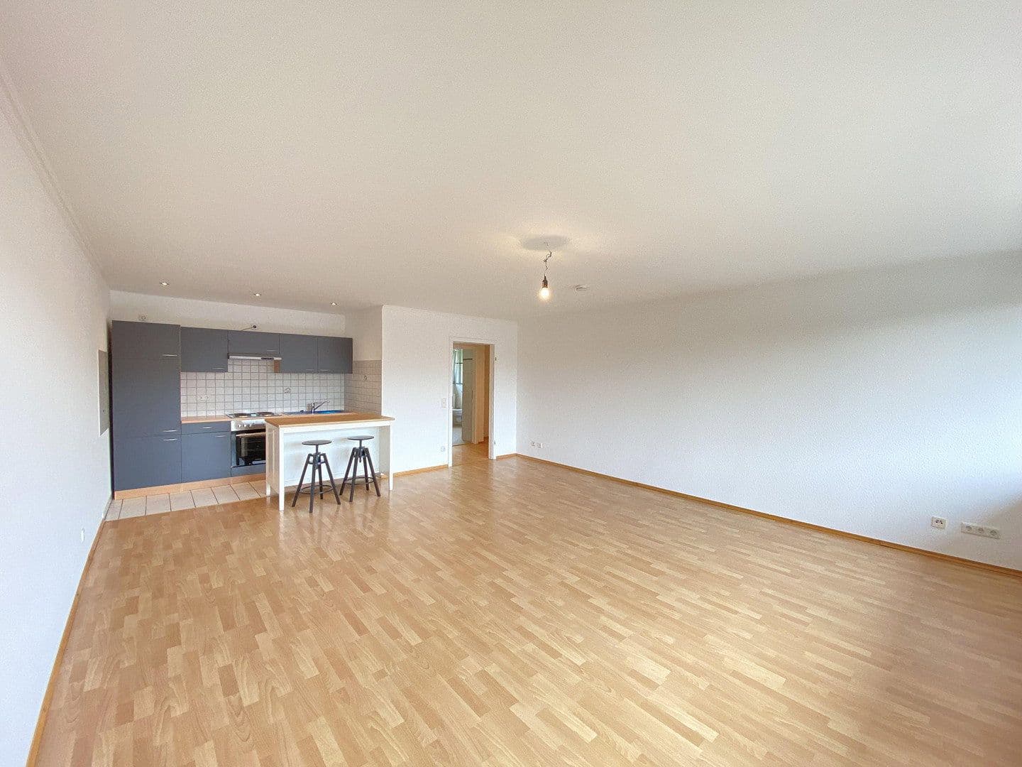 Pronájem bytu 2+1 66 m², Rathelbeckstrasse 350, Düsseldorf, Severní Porýní-Vestfálsko Pronájem bytu 2+1 66 m², Rathelbeckstrasse 350, Düsseldorf, Severní Porýní-Vestfálsko