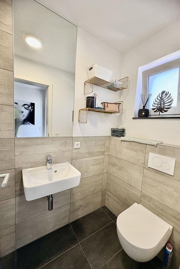 Prodej domu 134 m², pozemek 239 m², Johanniterweg 39, Mönchengladbach, Severní Porýní-Vestfálsko Prodej domu 134 m², pozemek 239 m², Johanniterweg 39, Mönchengladbach, Severní Porýní-Vestfálsko