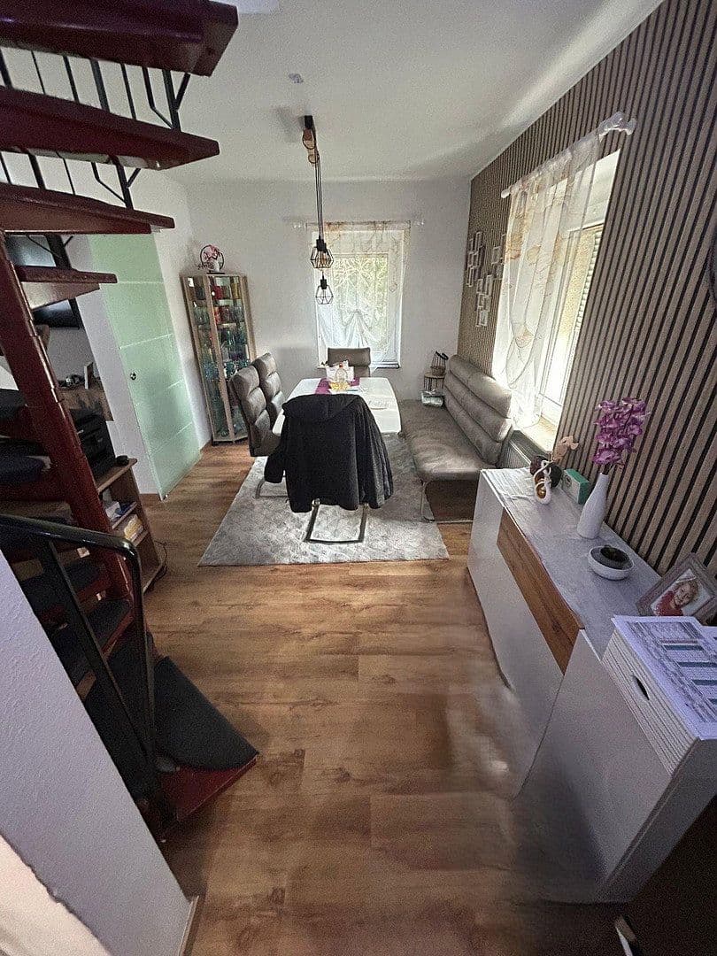 Prodej domu 190 m², pozemek 1.060 m², Fulda, Hessen Prodej domu 190 m², pozemek 1.060 m², Fulda, Hessen