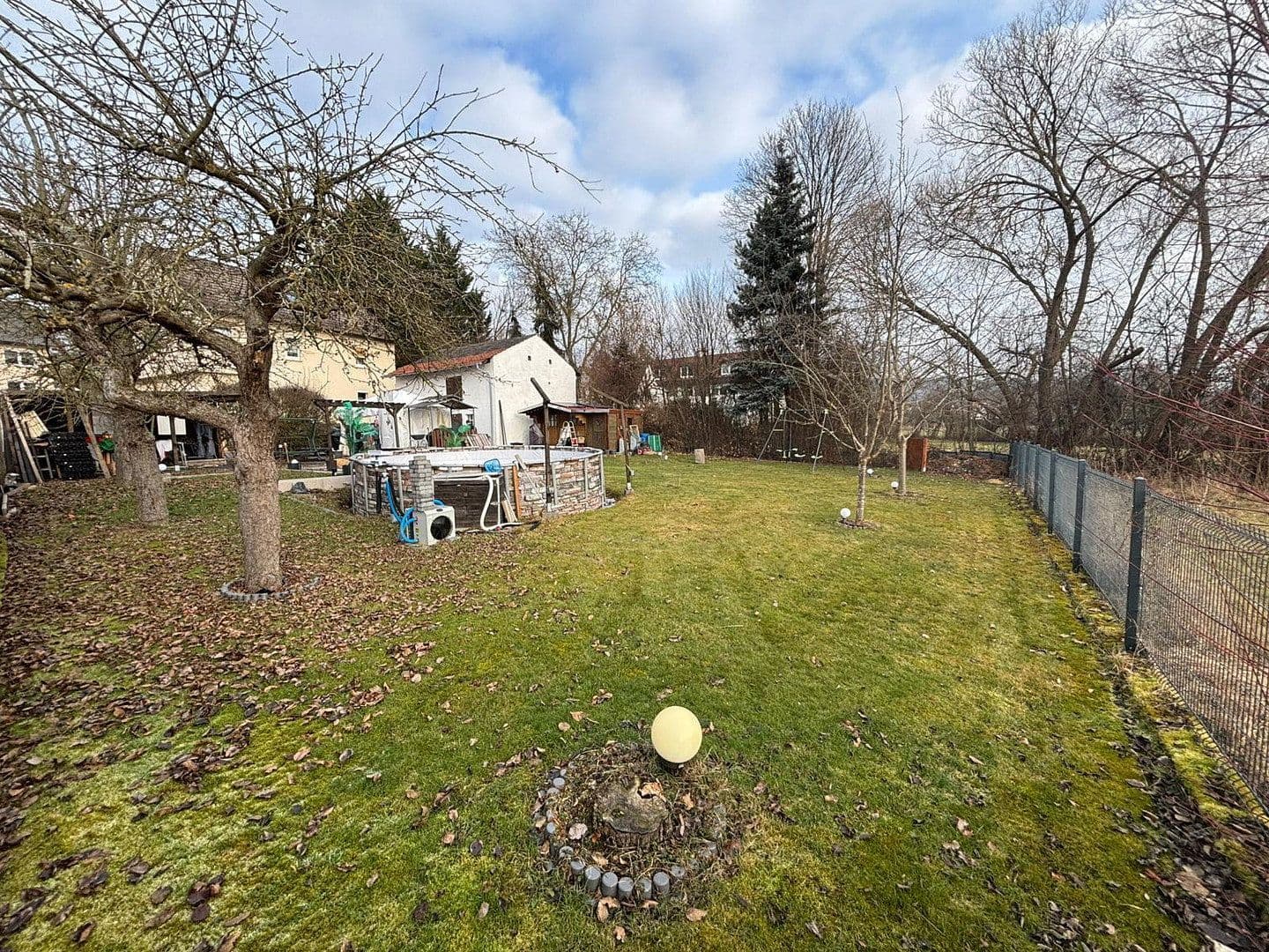 Prodej domu 190 m², pozemek 1.060 m², Fulda, Hessen Prodej domu 190 m², pozemek 1.060 m², Fulda, Hessen