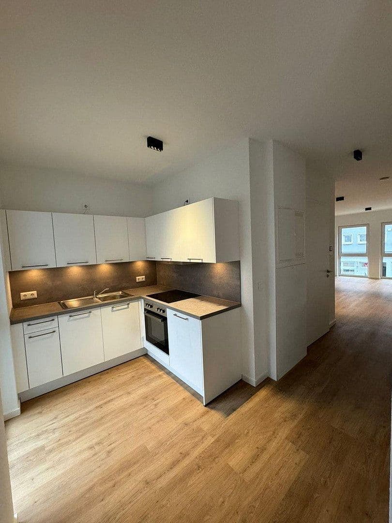 Pronájem bytu 1+1 40 m², Lavesstr. 76, Hannover, Dolní Sasko Pronájem bytu 1+1 40 m², Lavesstr. 76, Hannover, Dolní Sasko